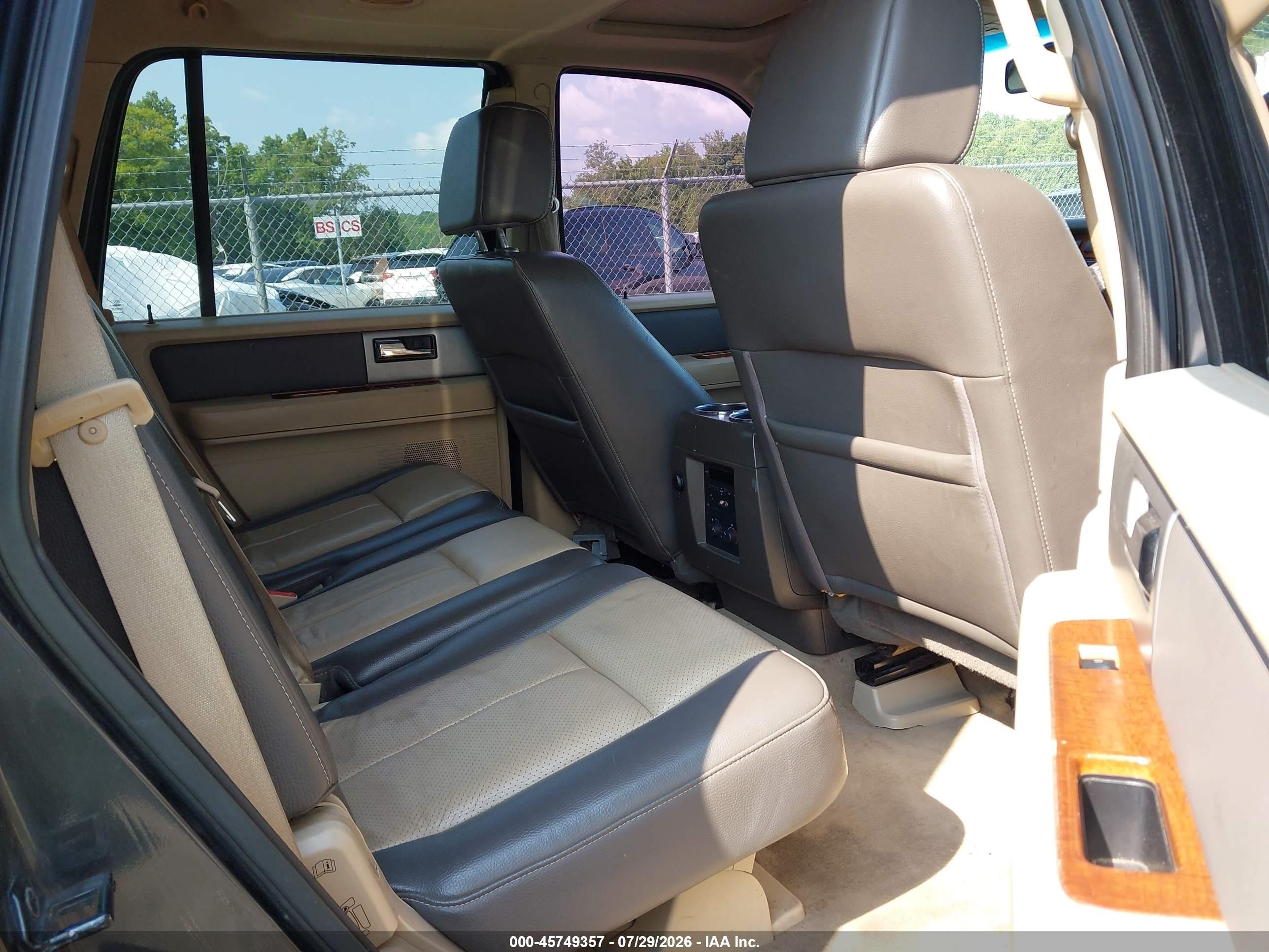 2007 Ford Expedition Eddie Bauer Gray vin: 1FMFU175X7LA63505