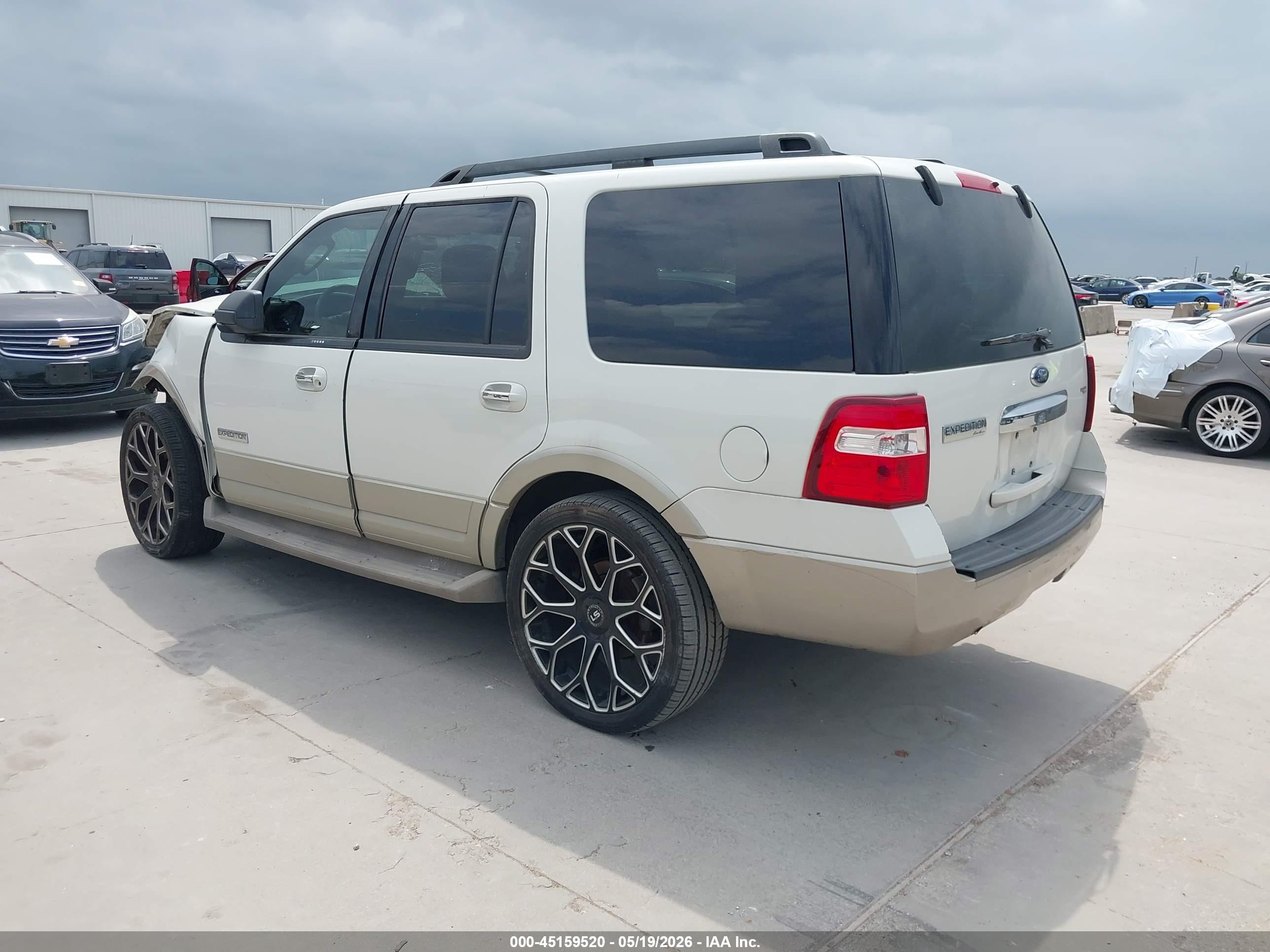 2008 Ford Expedition Eddie Bauer/king Ranch White vin: 1FMFU175X8LA29033