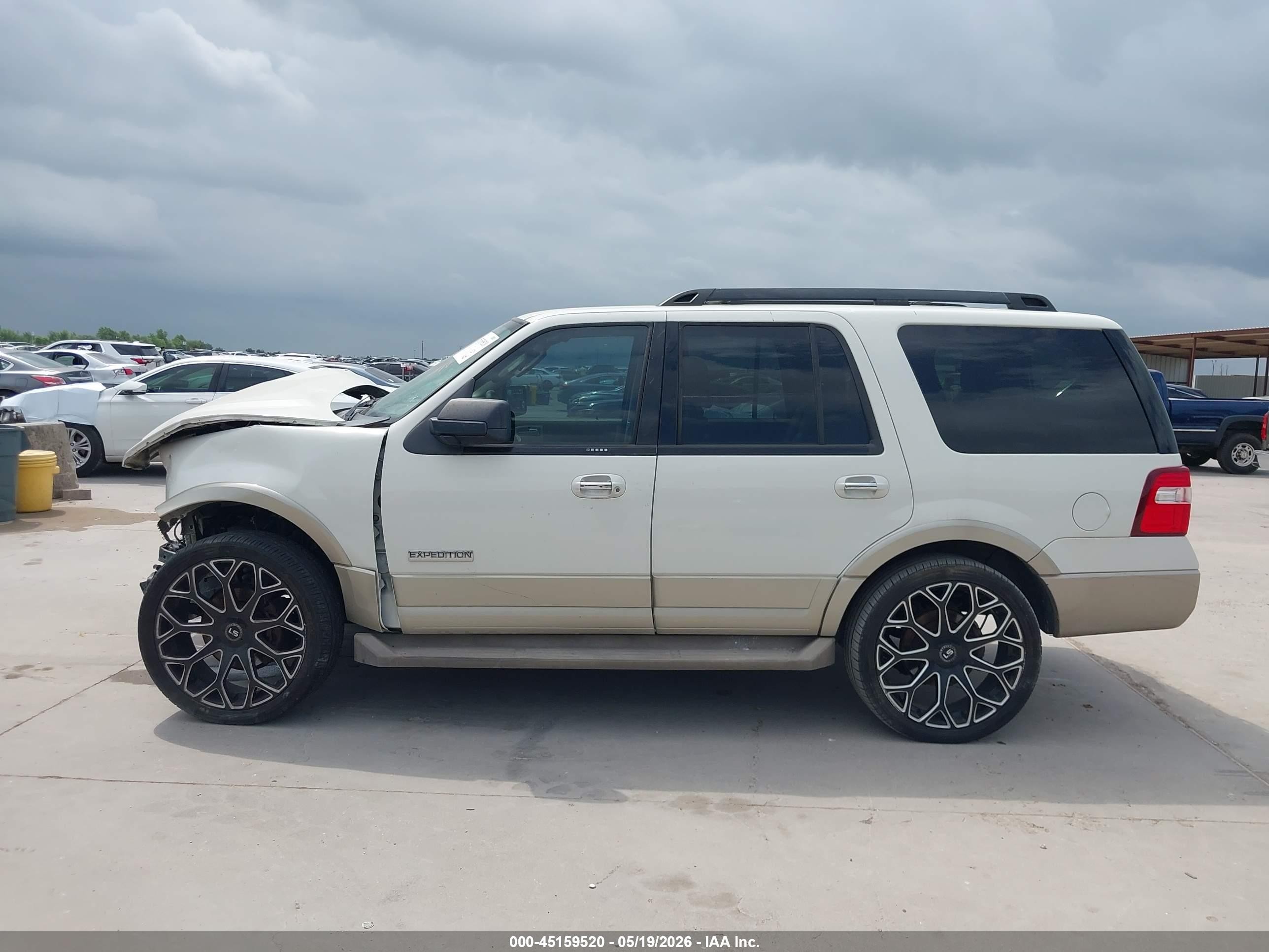 2008 Ford Expedition Eddie Bauer/king Ranch White vin: 1FMFU175X8LA29033