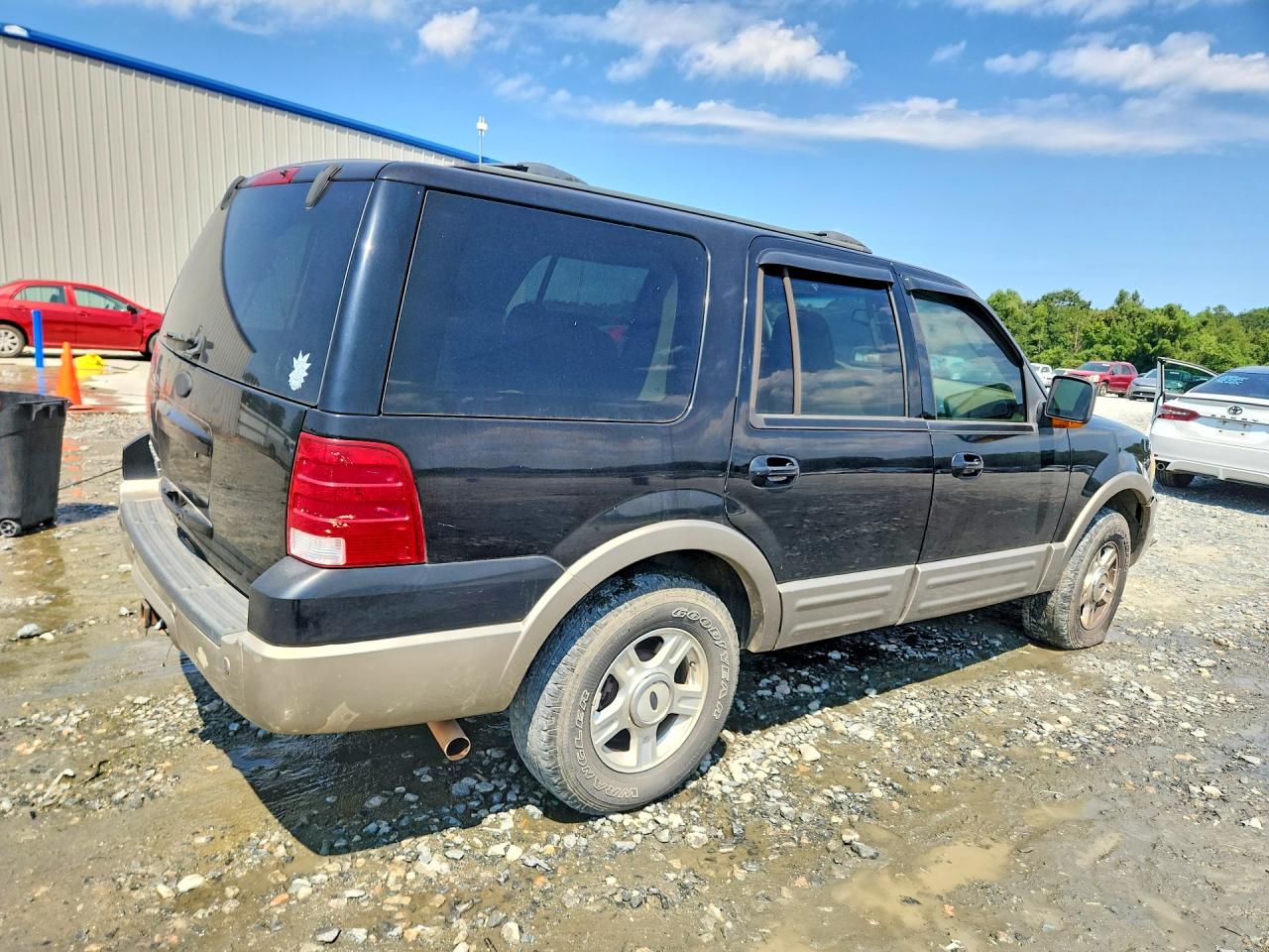 2003 Ford Expedition Eddie Bauer Black vin: 1FMFU17L03LC20175