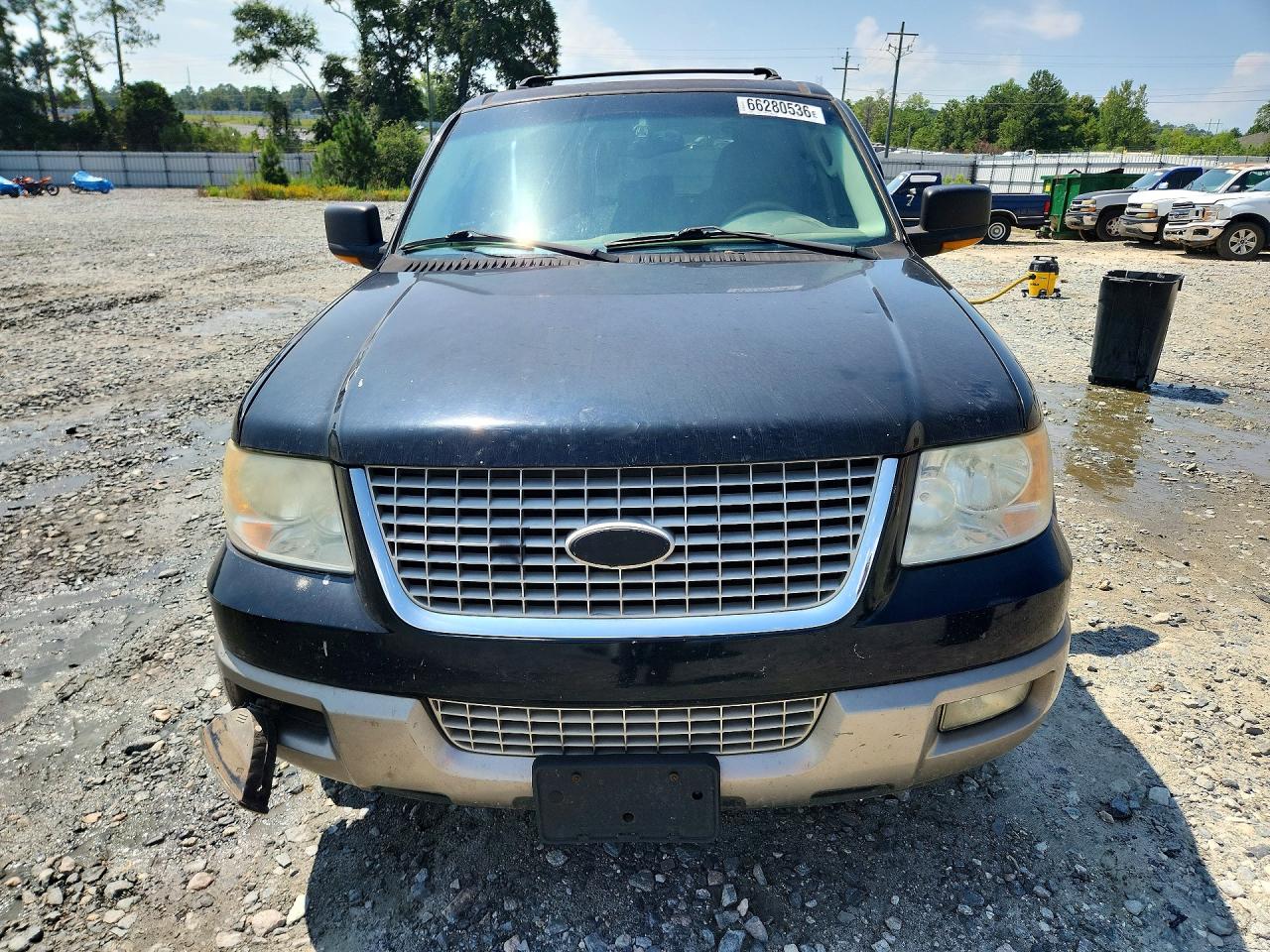 2003 Ford Expedition Eddie Bauer Black vin: 1FMFU17L03LC20175