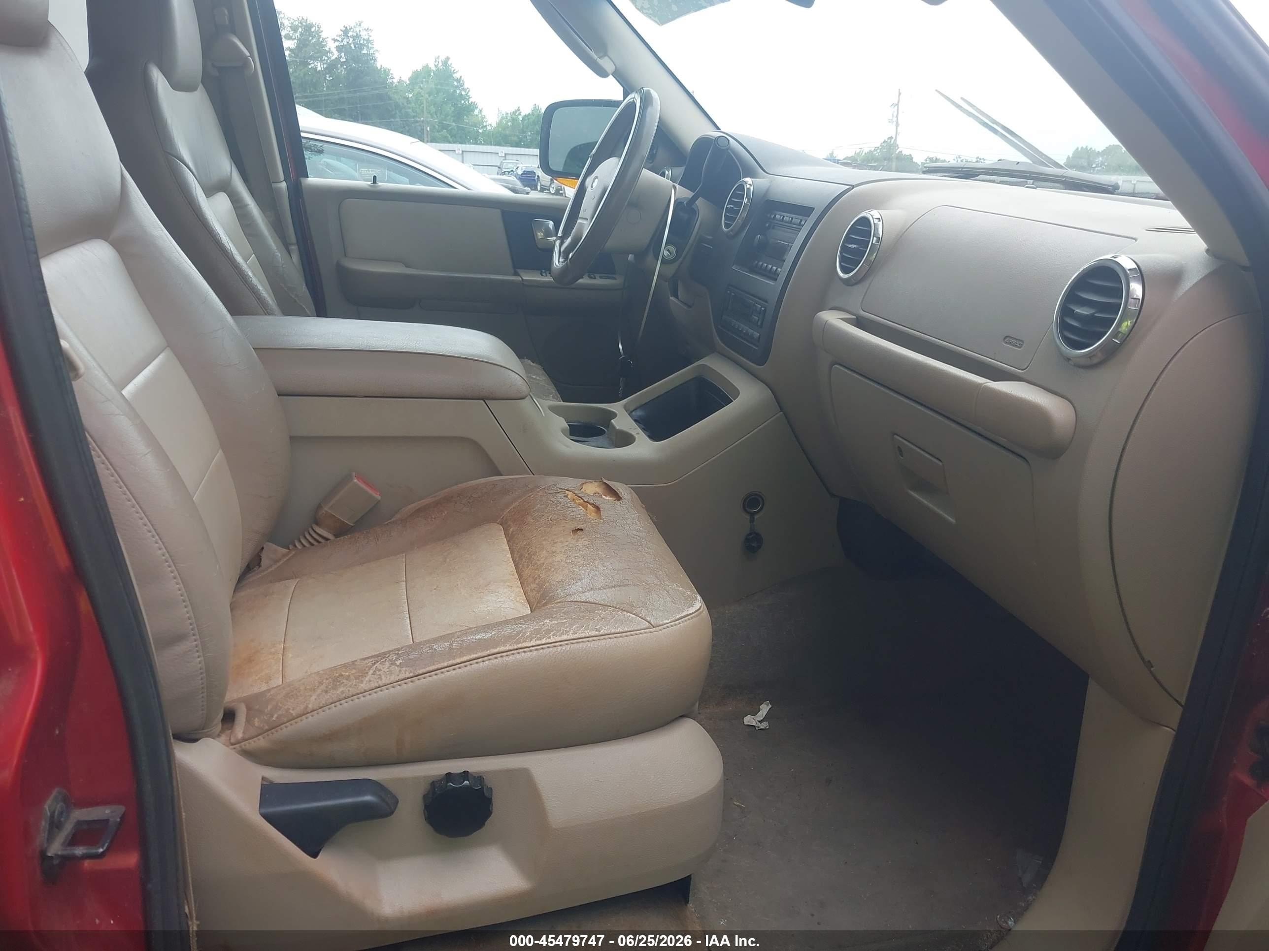 2003 Ford Expedition Eddie Bauer Red vin: 1FMFU17L23LA55973