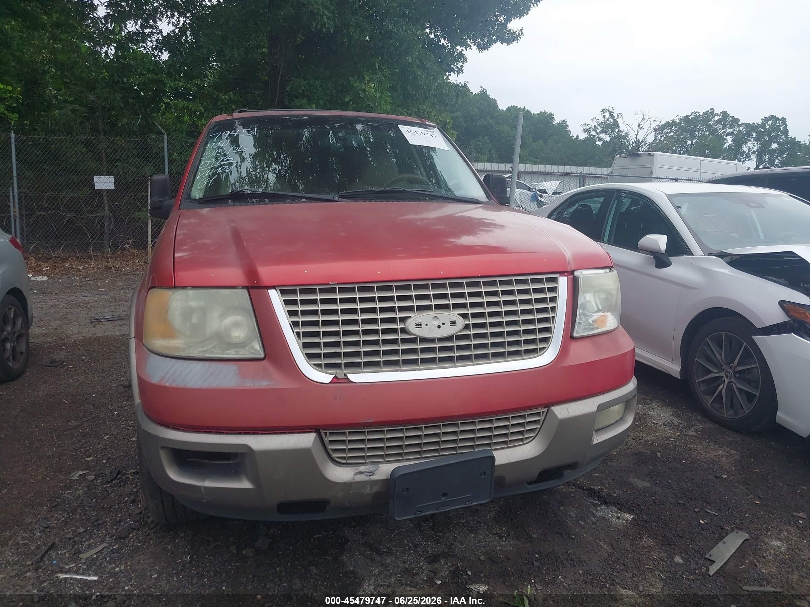 2003 Ford Expedition Eddie Bauer Red vin: 1FMFU17L23LA55973