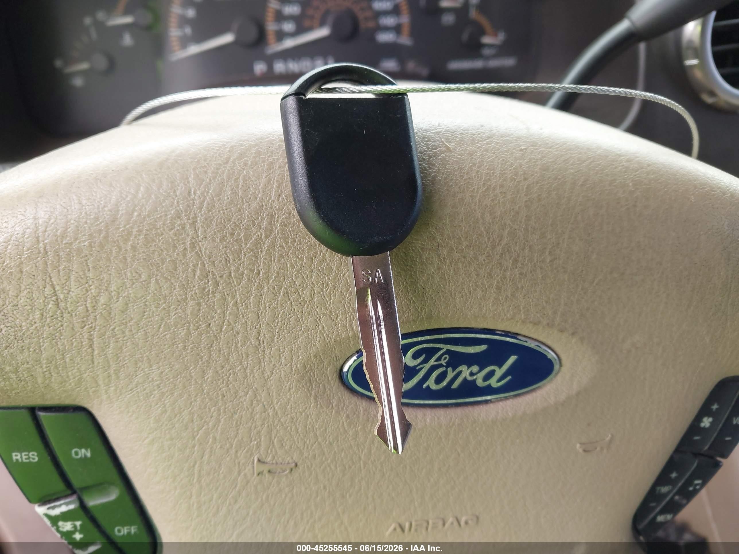 2003 Ford Expedition Eddie Bauer Green vin: 1FMFU17L23LA59912