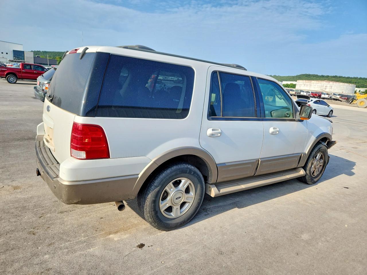 2003 Ford Expedition Eddie Bauer White vin: 1FMFU17L33LC39450