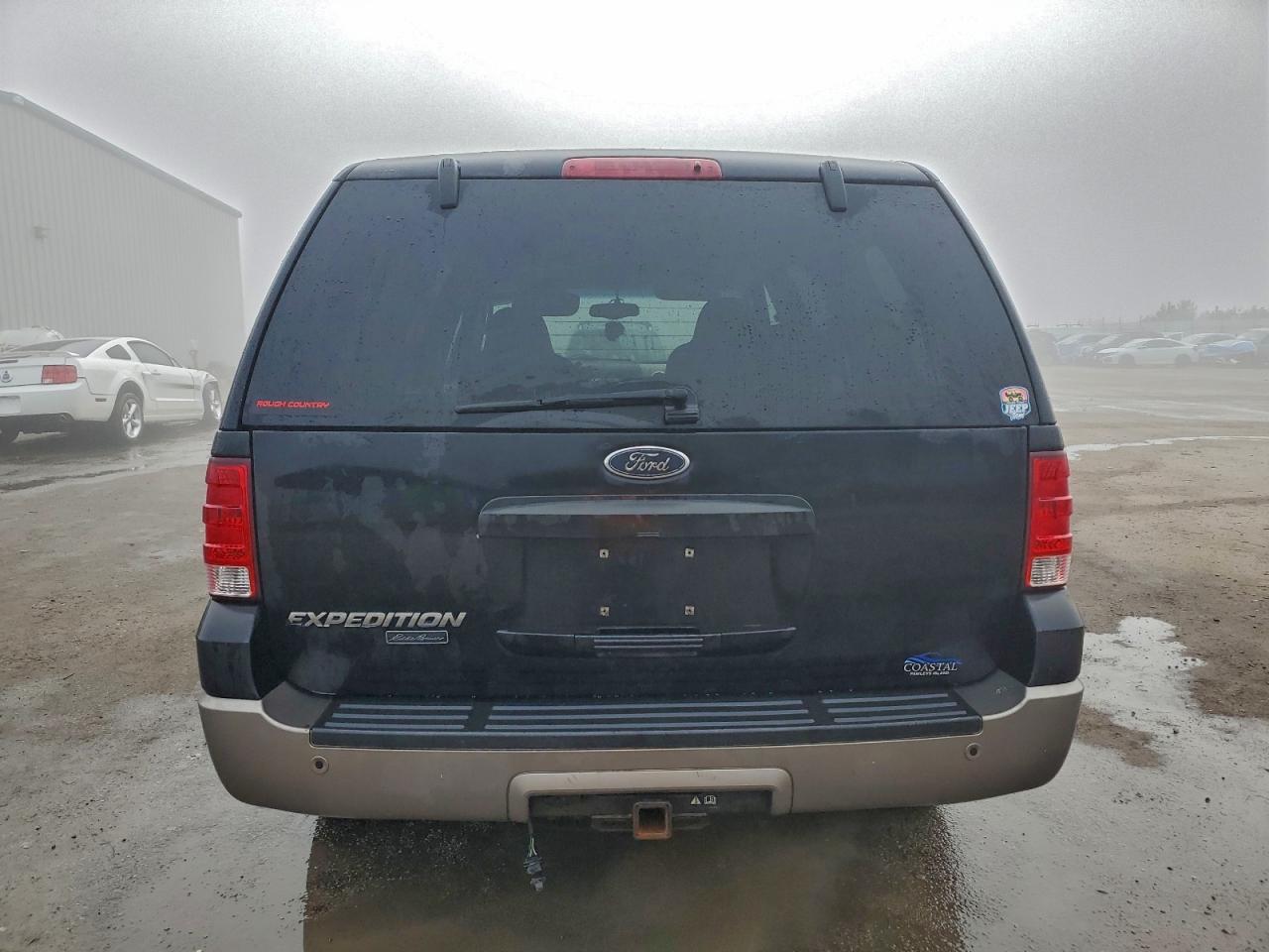 2003 Ford Expedition Eddie Bauer Black vin: 1FMFU17L43LA65355