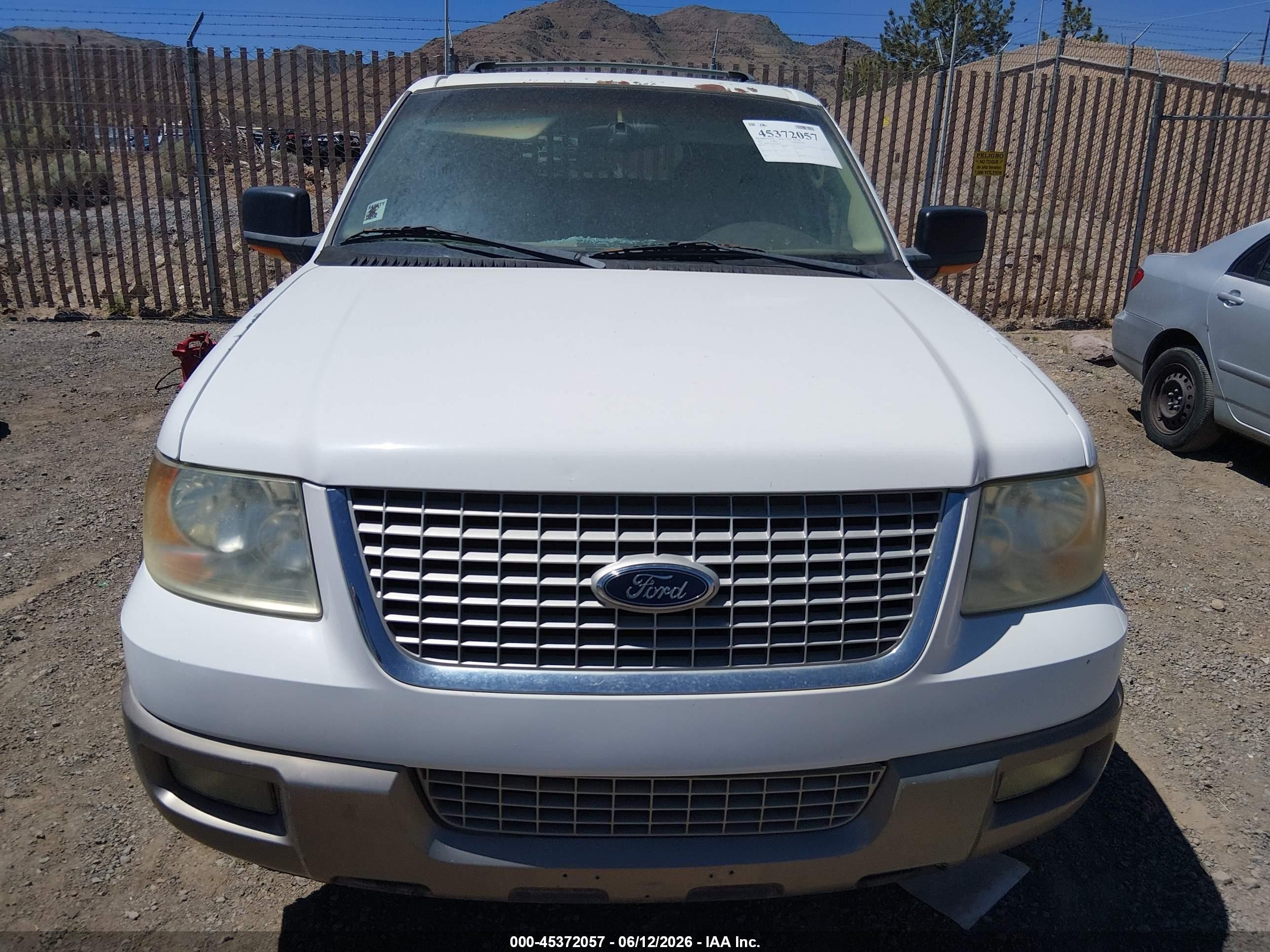 2003 Ford Expedition Eddie Bauer White vin: 1FMFU17L63LA95652