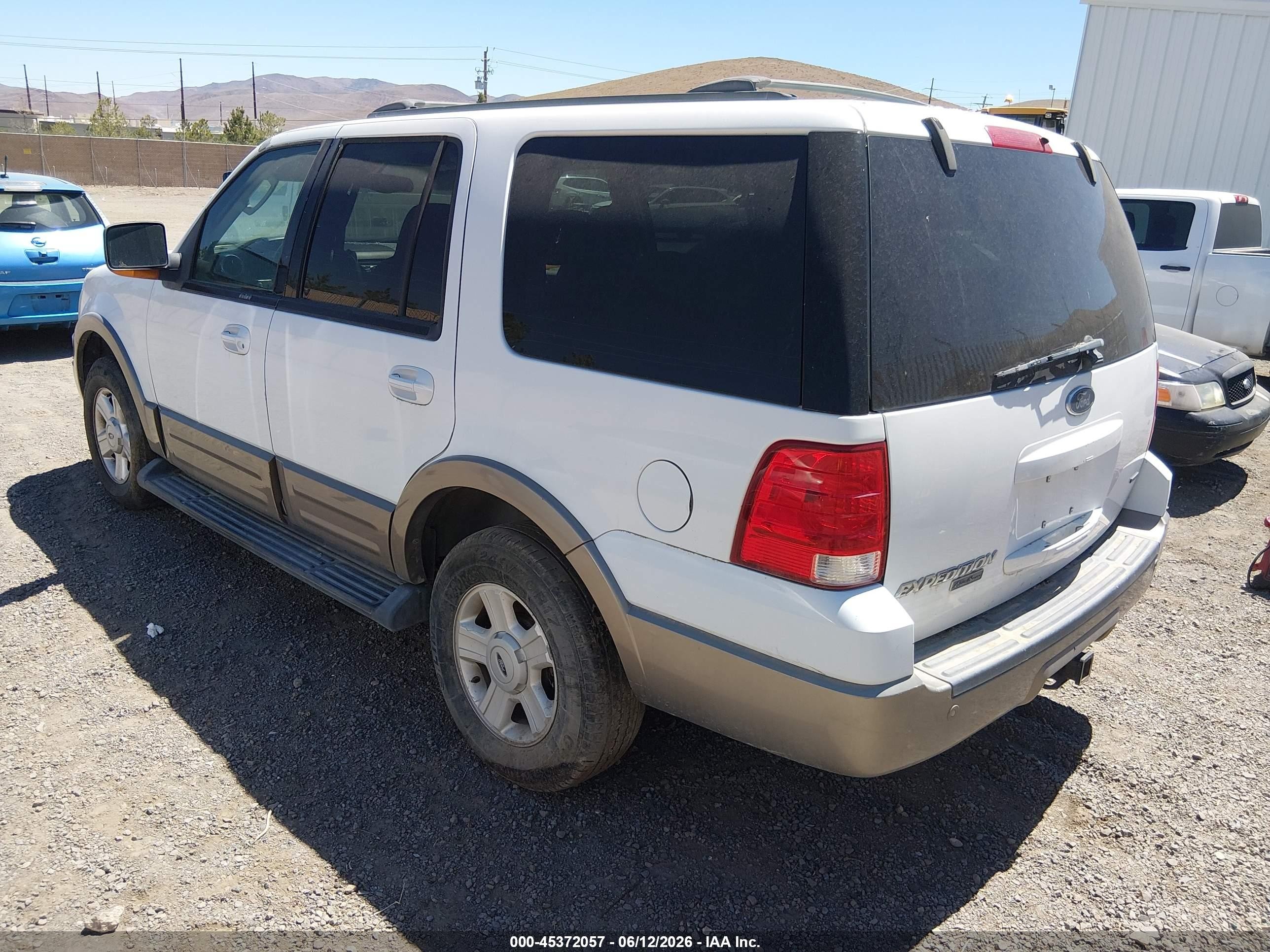 2003 Ford Expedition Eddie Bauer White vin: 1FMFU17L63LA95652