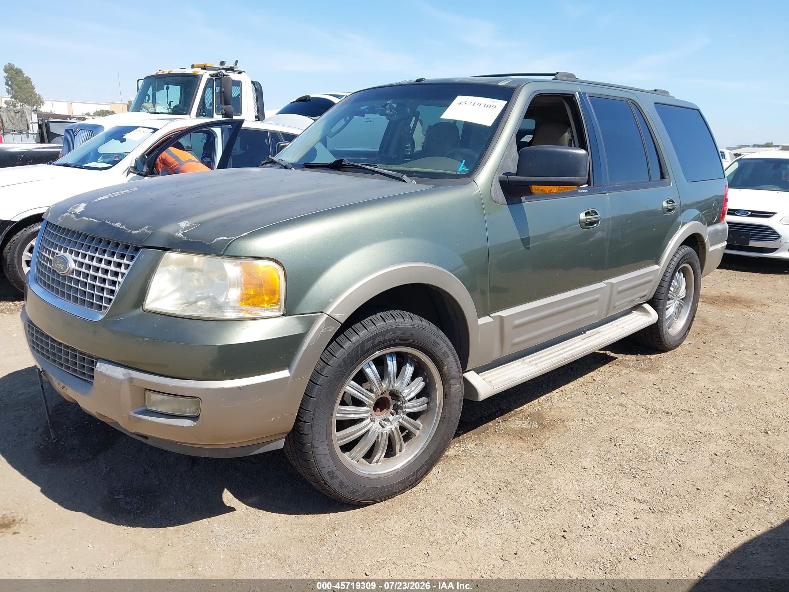 2004 Ford Expedition Eddie Bauer Green vin: 1FMFU17LX4LA34452