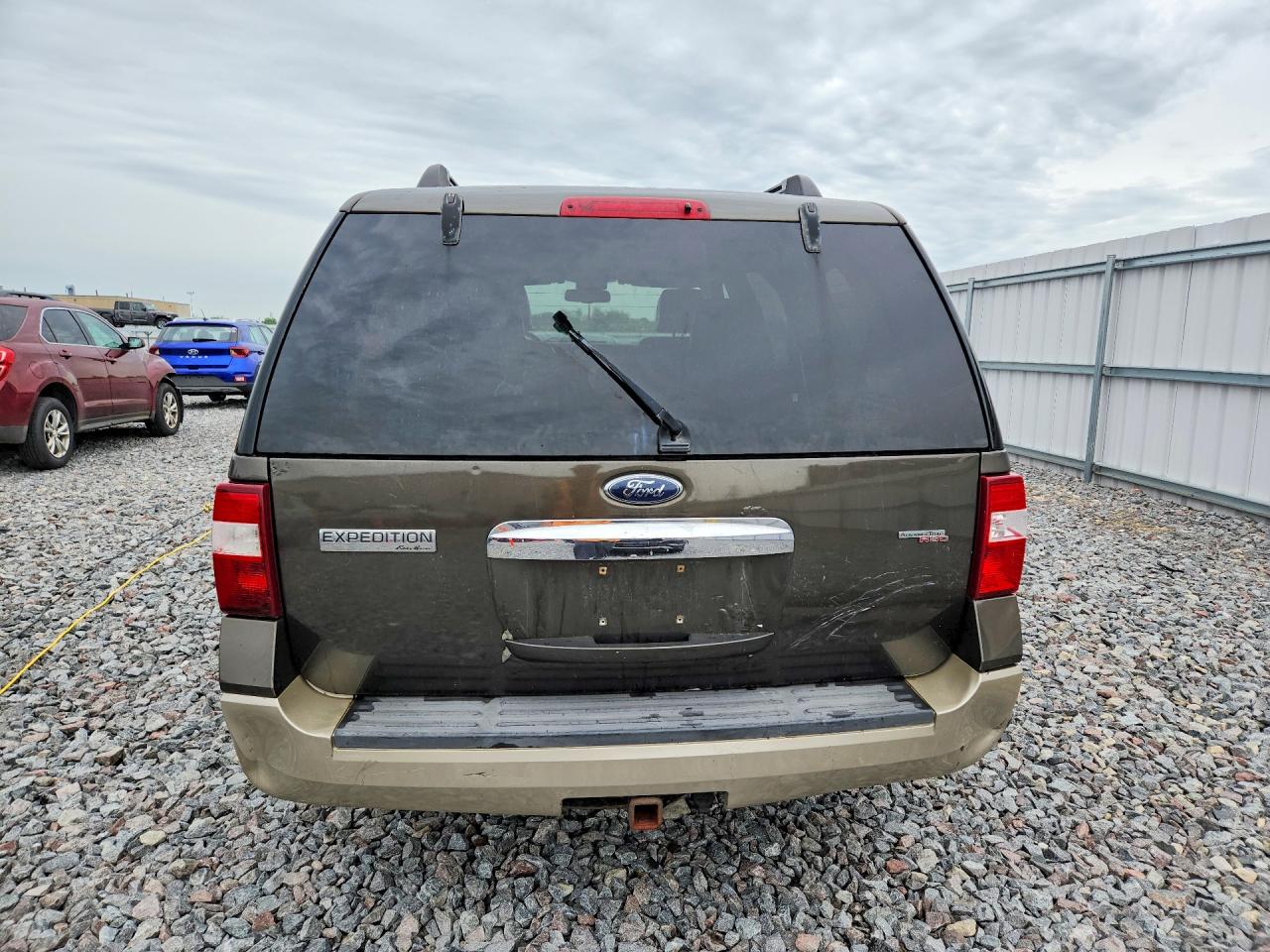 2008 Ford Expedition Eddie Bauer Brown vin: 1FMFU18508LA65022