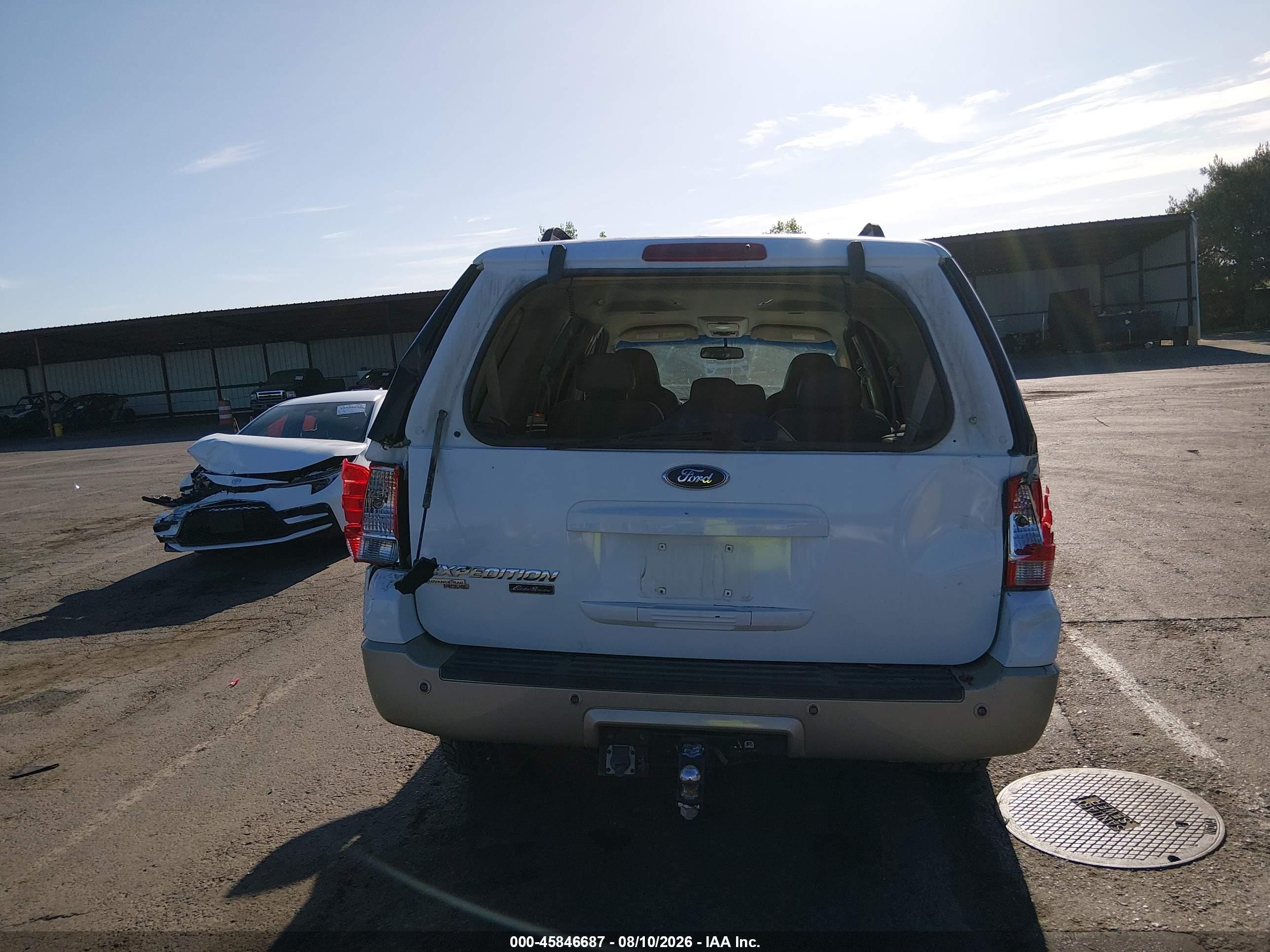 2006 Ford Expedition Eddie Bauer/king Ranch Белый vin: 1FMFU18516LA35587