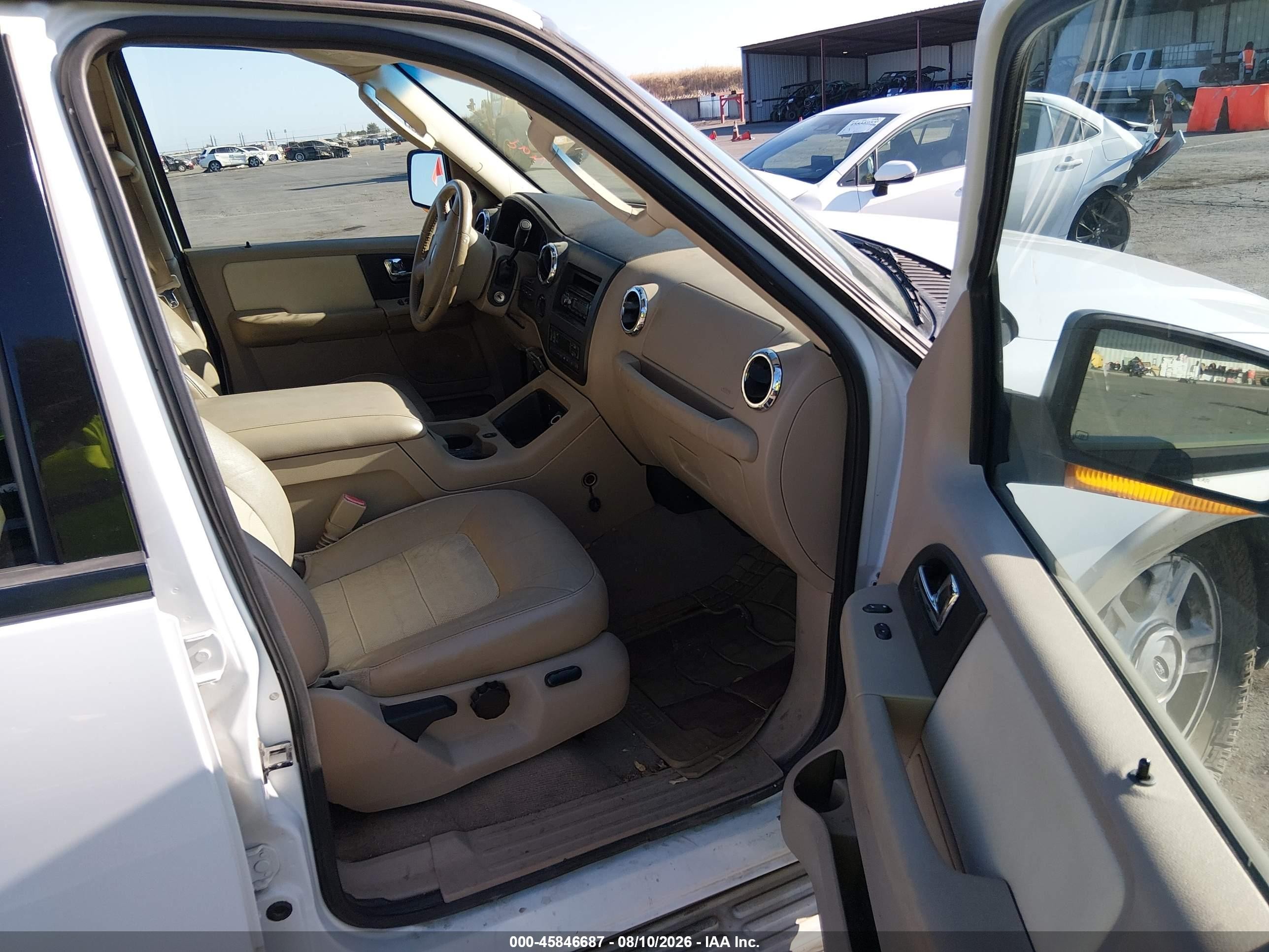 2006 Ford Expedition Eddie Bauer/king Ranch Белый vin: 1FMFU18516LA35587