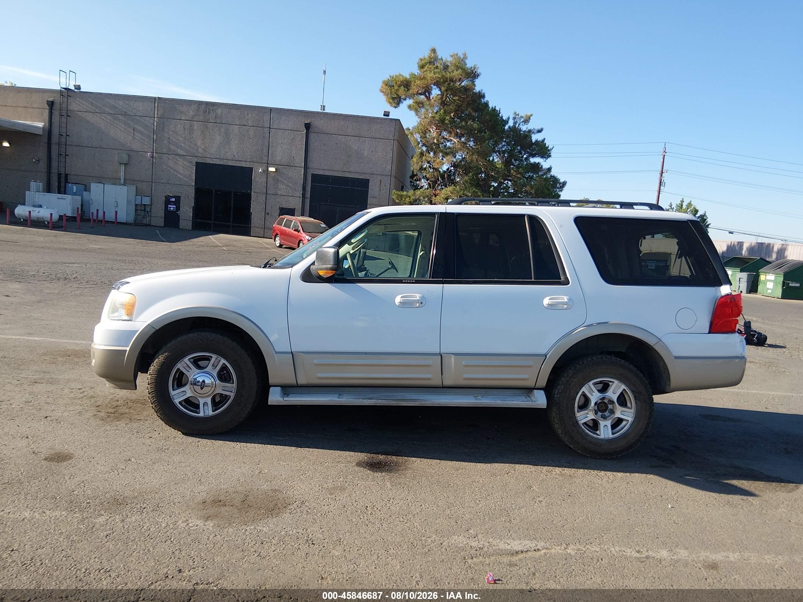 2006 Ford Expedition Eddie Bauer/king Ranch Белый vin: 1FMFU18516LA35587
