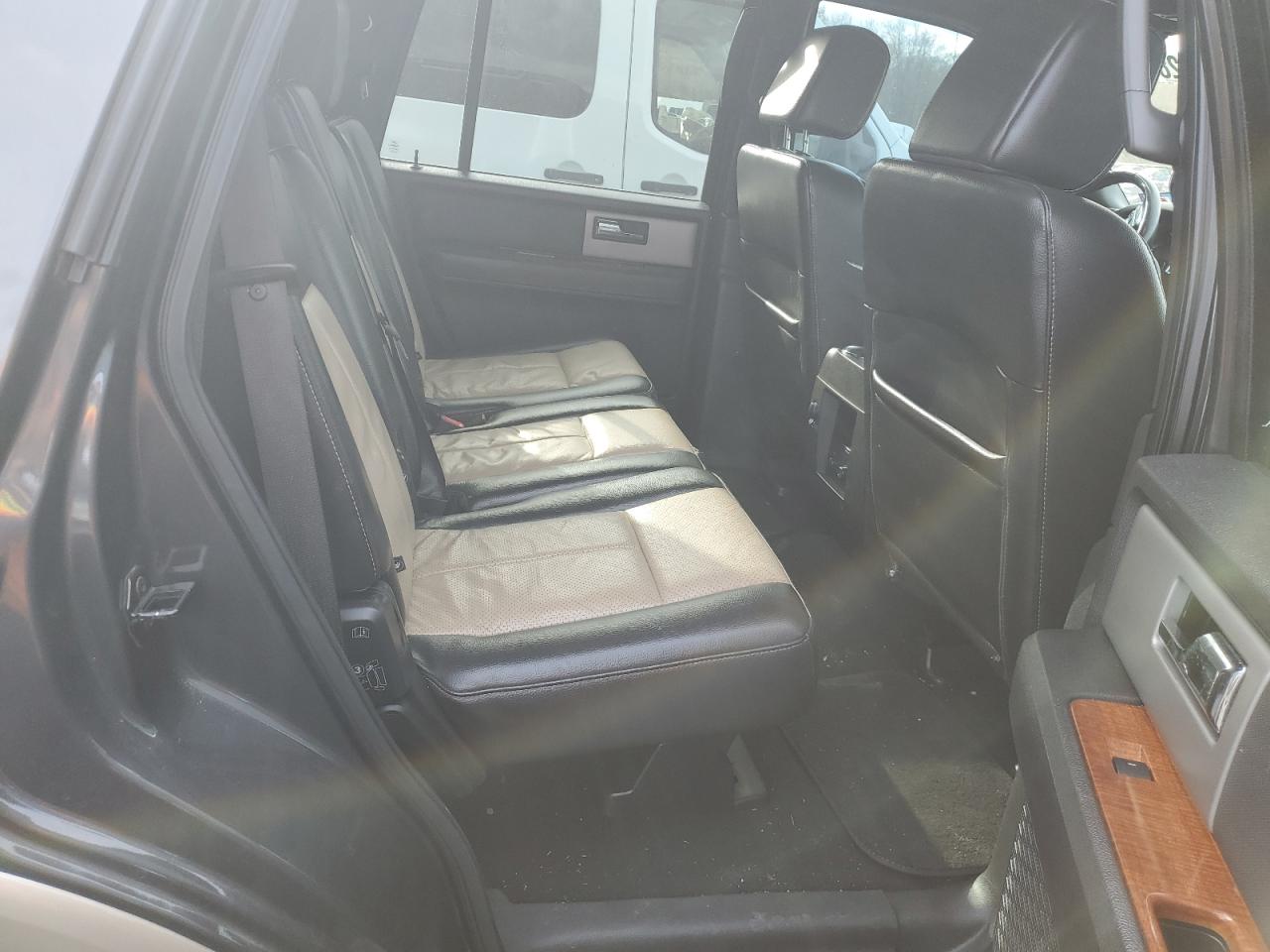 2007 Ford Expedition Eddie Bauer Gray vin: 1FMFU18517LA82443