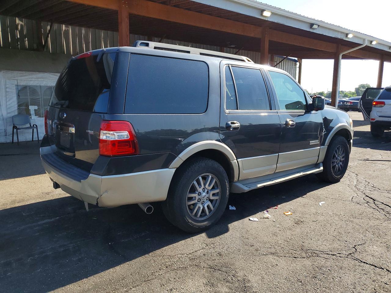 2007 Ford Expedition Eddie Bauer Gray vin: 1FMFU18527LA62282