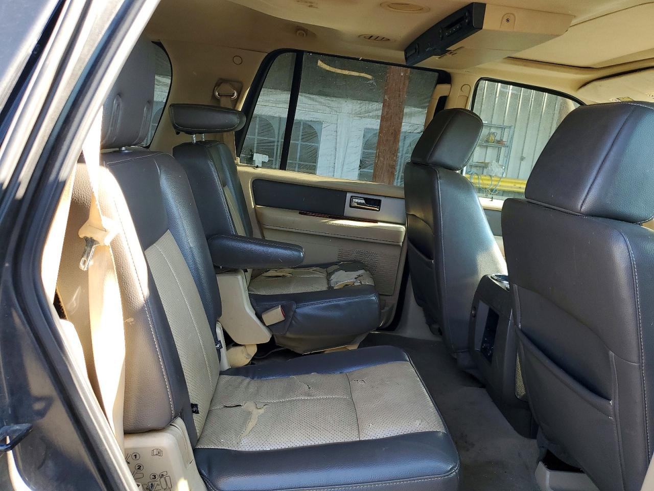 2007 Ford Expedition Eddie Bauer Gray vin: 1FMFU18527LA62282