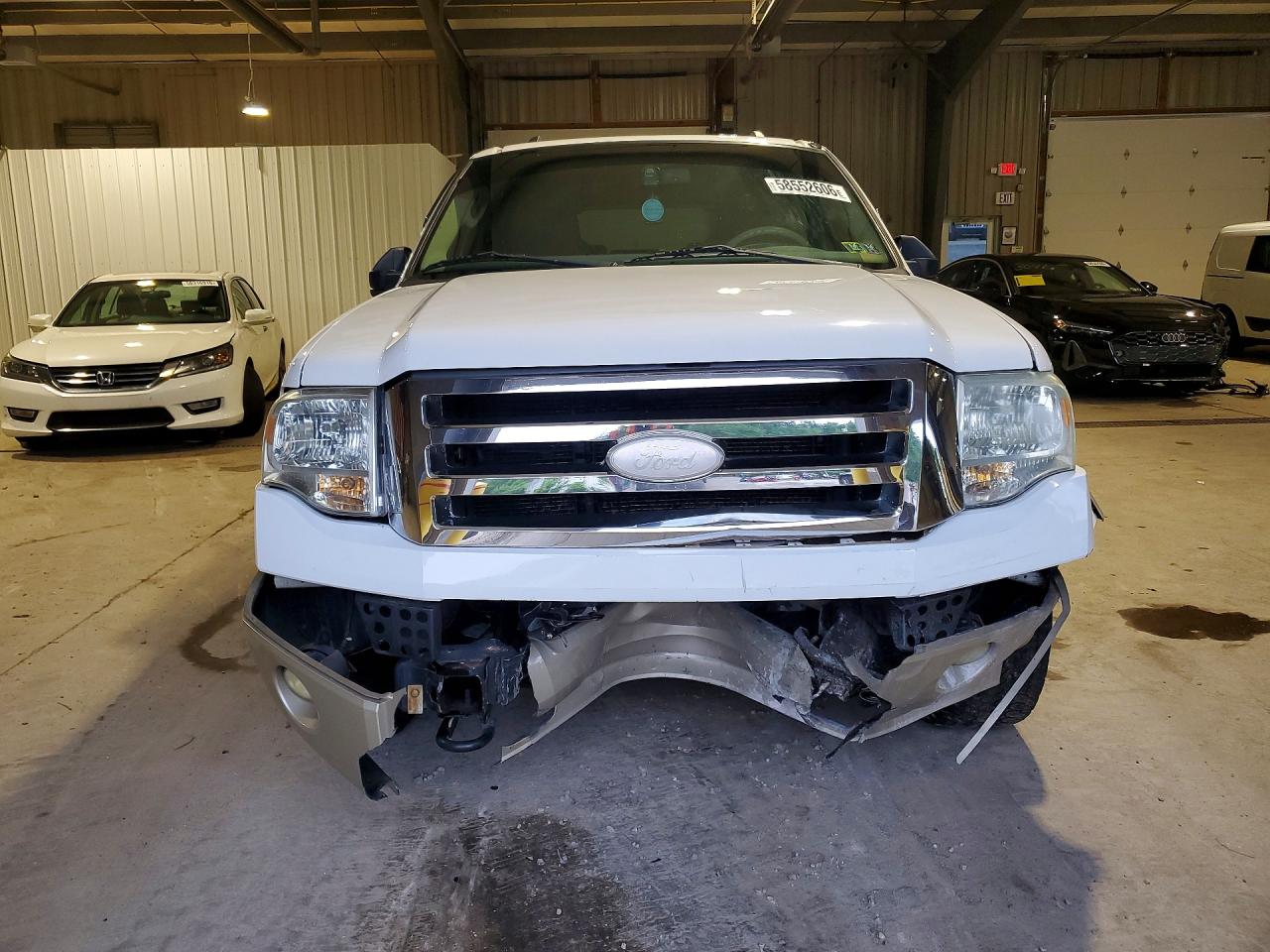 2007 Ford Expedition Eddie Bauer Белый vin: 1FMFU18537LA16475