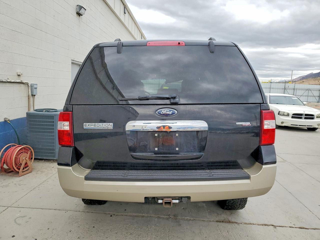 2008 Ford Expedition Eddie Bauer Black vin: 1FMFU18538LA69663