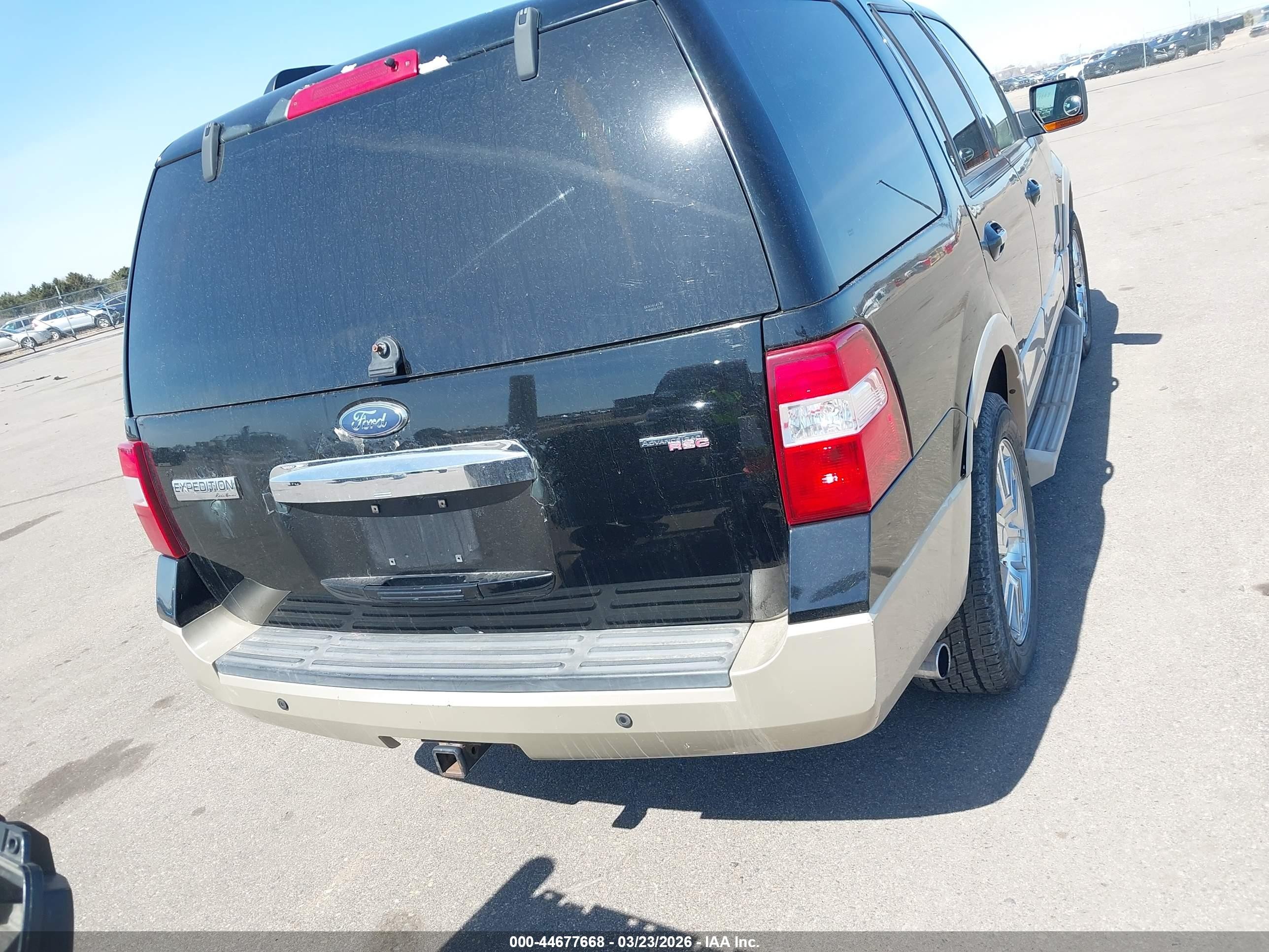 2007 Ford Expedition Eddie Bauer Black vin: 1FMFU18557LA72532