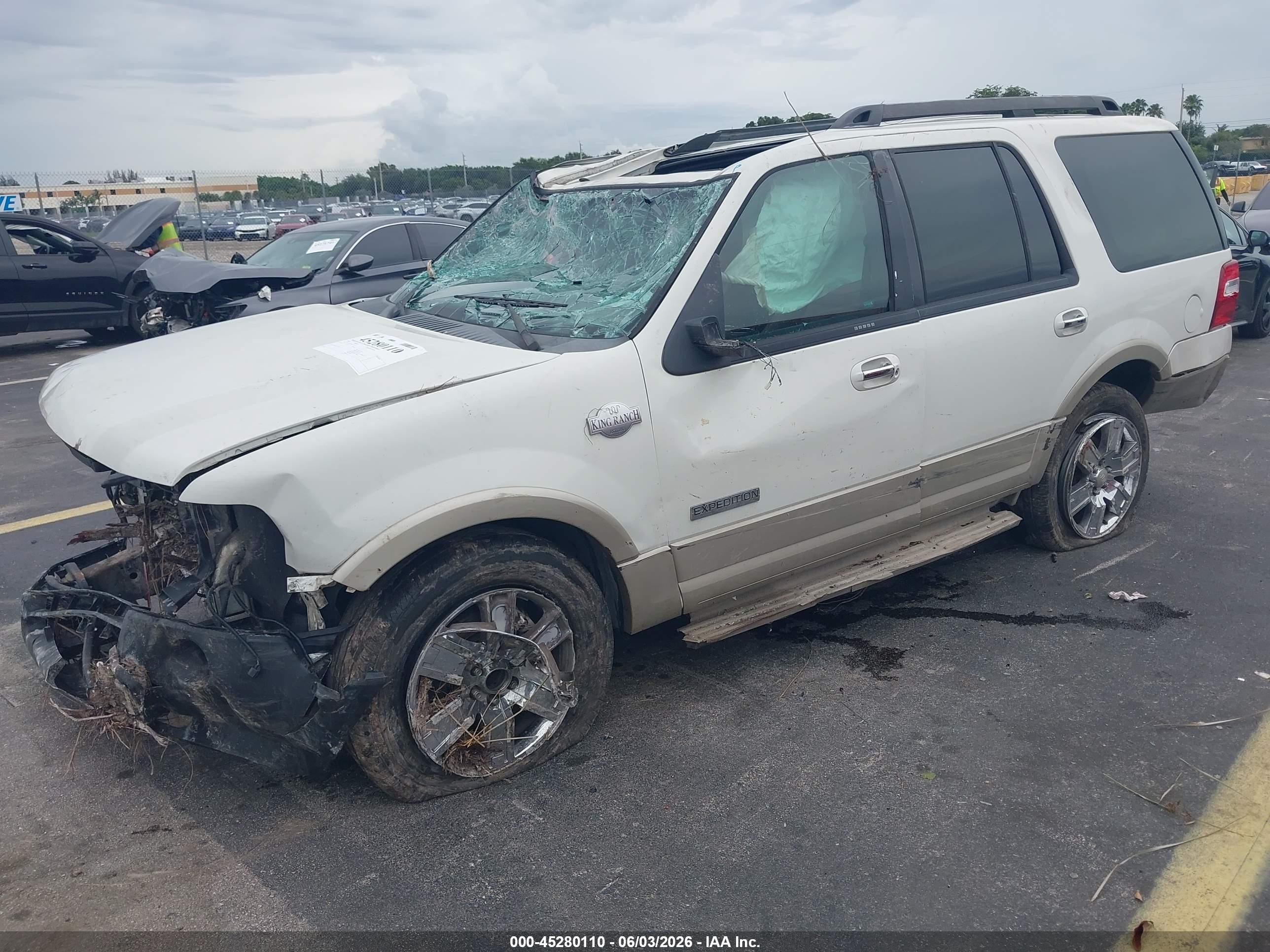 2008 Ford Expedition Eddie Bauer/king Ranch White vin: 1FMFU18598LA77217