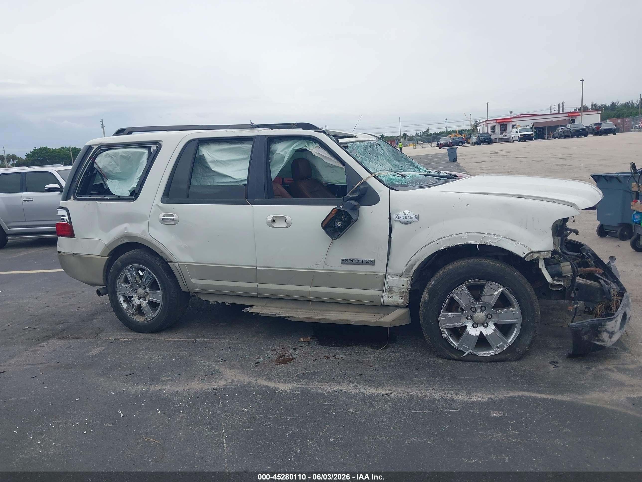 2008 Ford Expedition Eddie Bauer/king Ranch White vin: 1FMFU18598LA77217