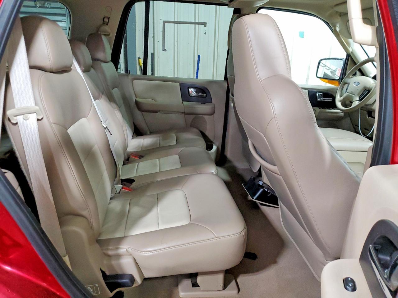 2006 Ford Expedition Красный vin: 1FMFU185X6LA18030