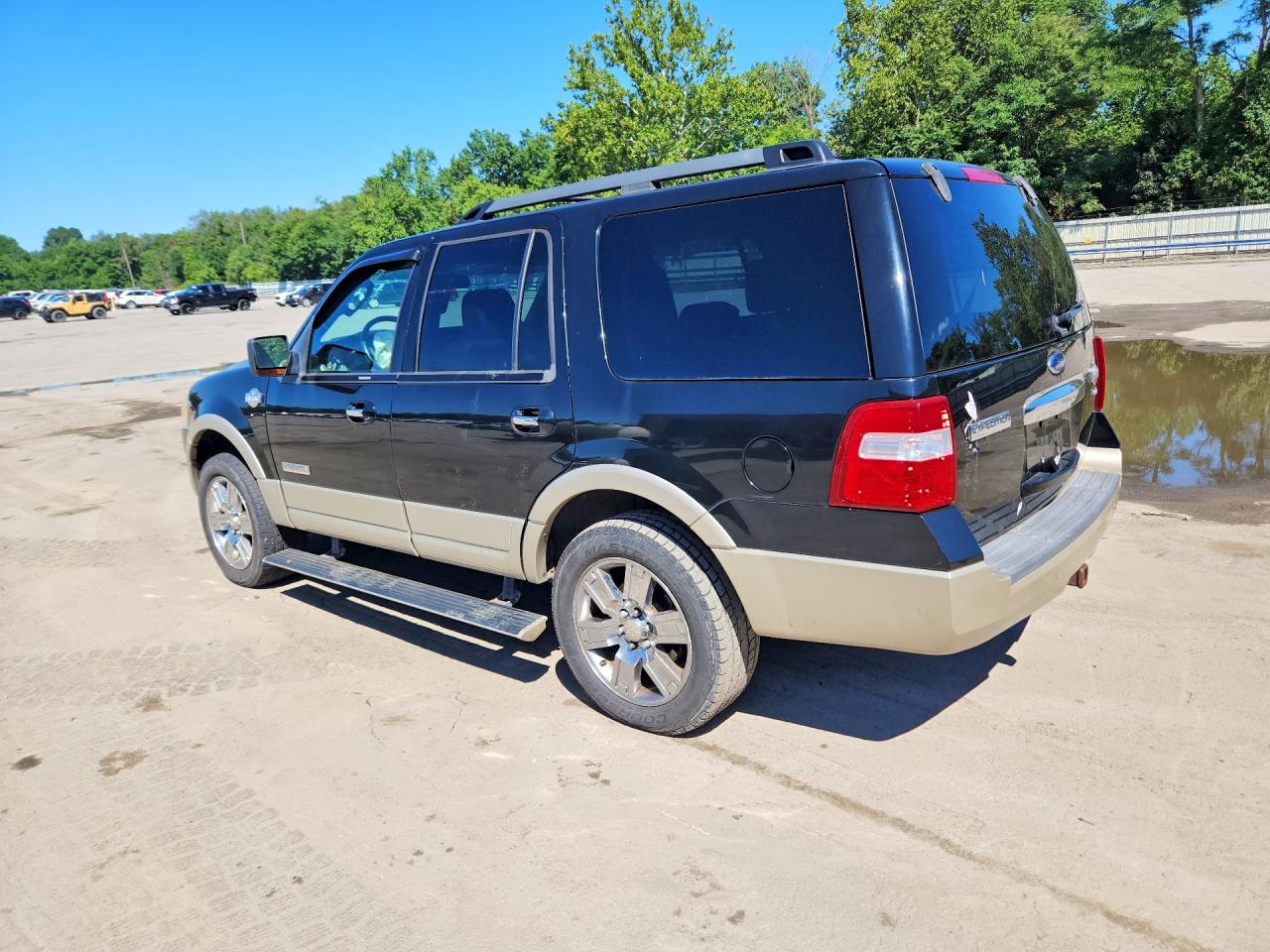 2008 Ford Expedition Eddie Bauer Black vin: 1FMFU185X8LA54707