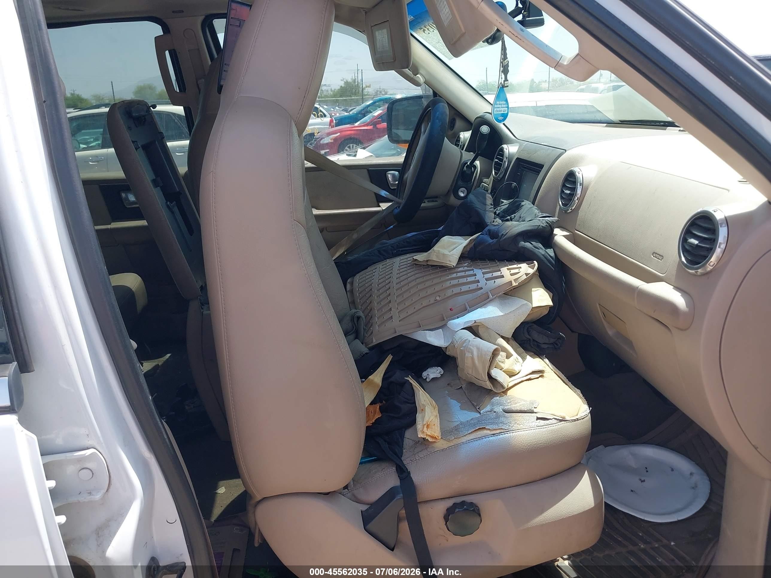 2003 Ford Expedition Eddie Bauer White vin: 1FMFU18L13LA94231