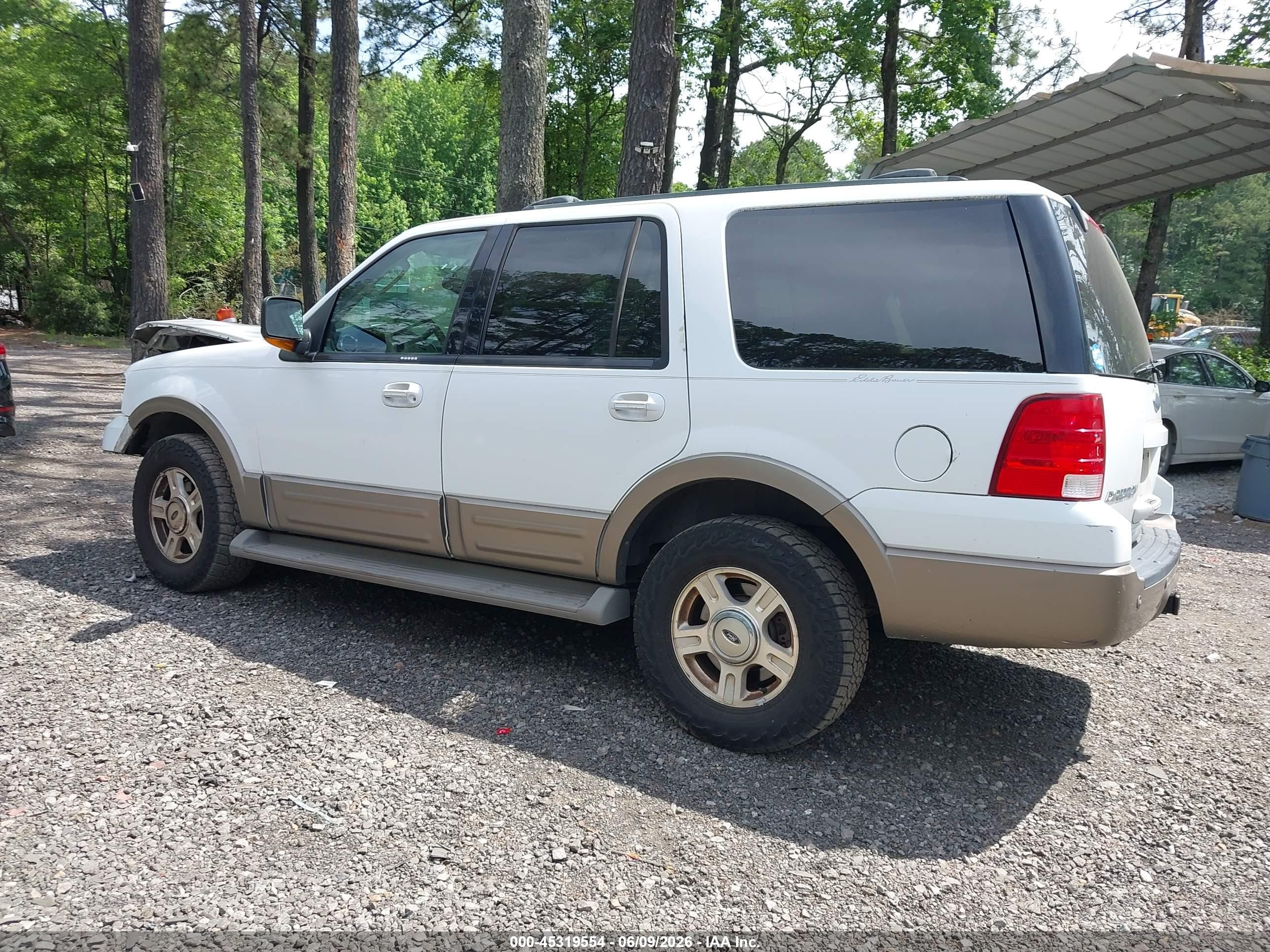 2003 Ford Expedition Eddie Bauer White vin: 1FMFU18L23LB97030