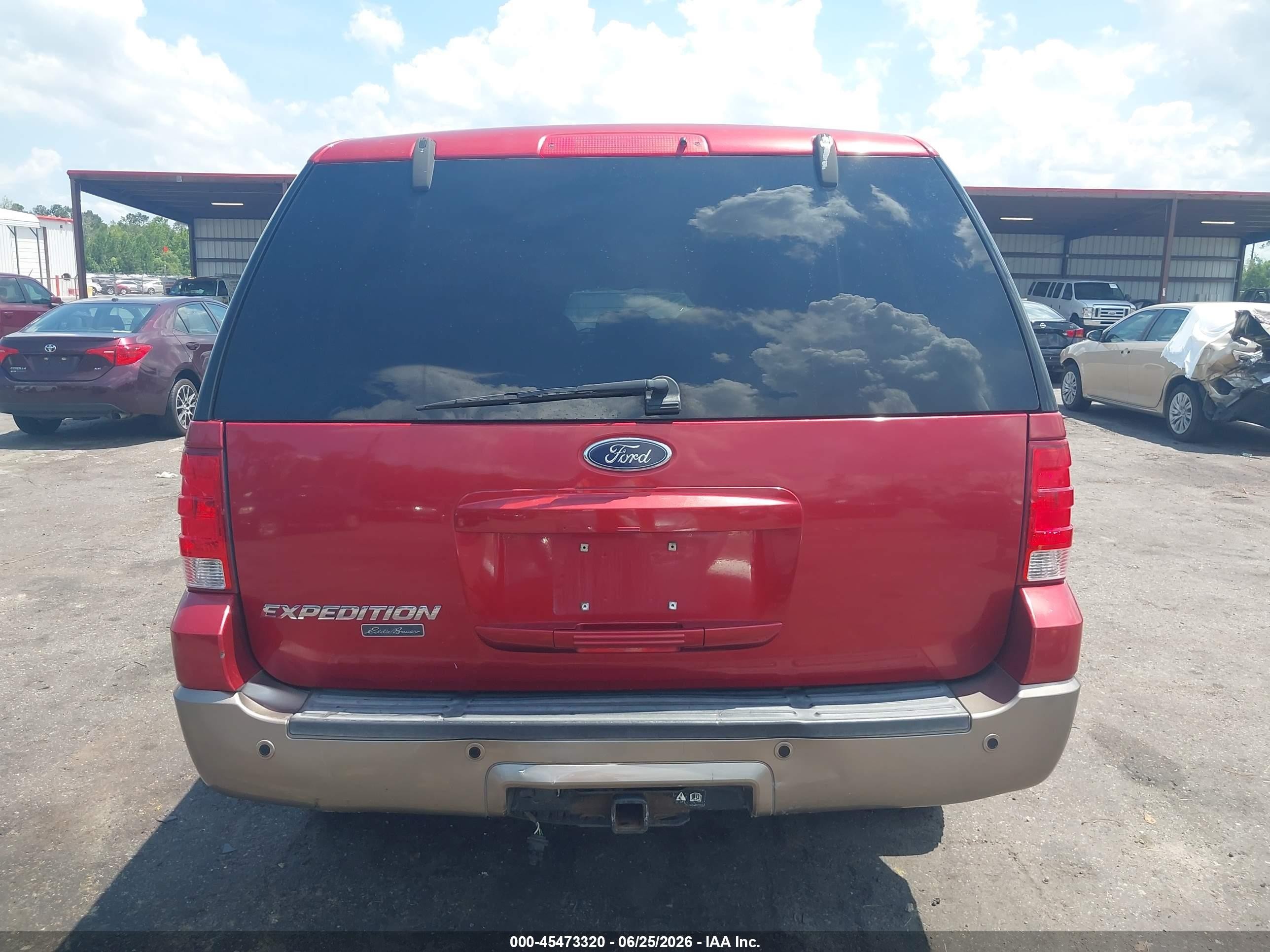 2004 Ford Expedition Eddie Bauer Red vin: 1FMFU18L24LA58985