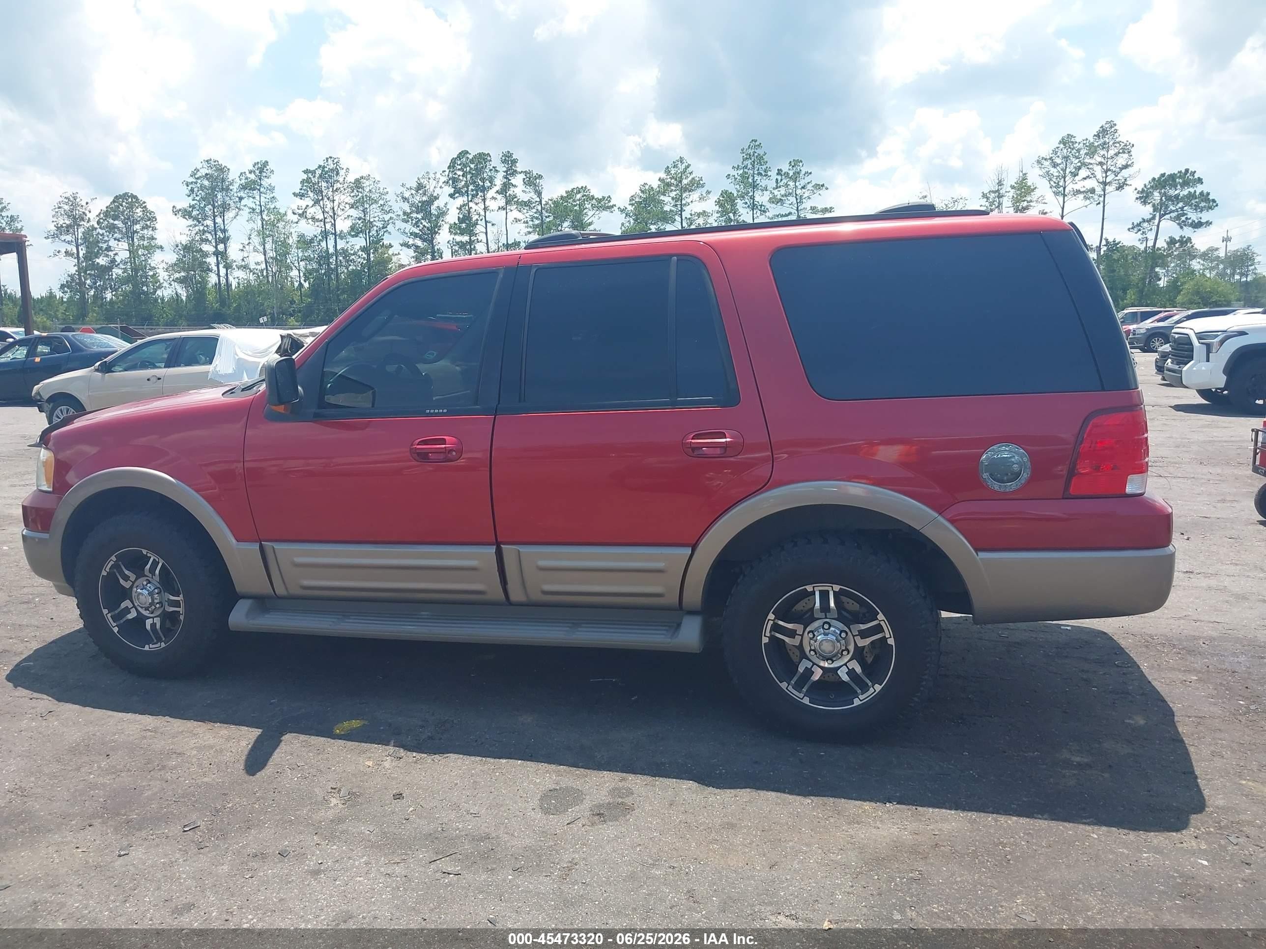 2004 Ford Expedition Eddie Bauer Red vin: 1FMFU18L24LA58985