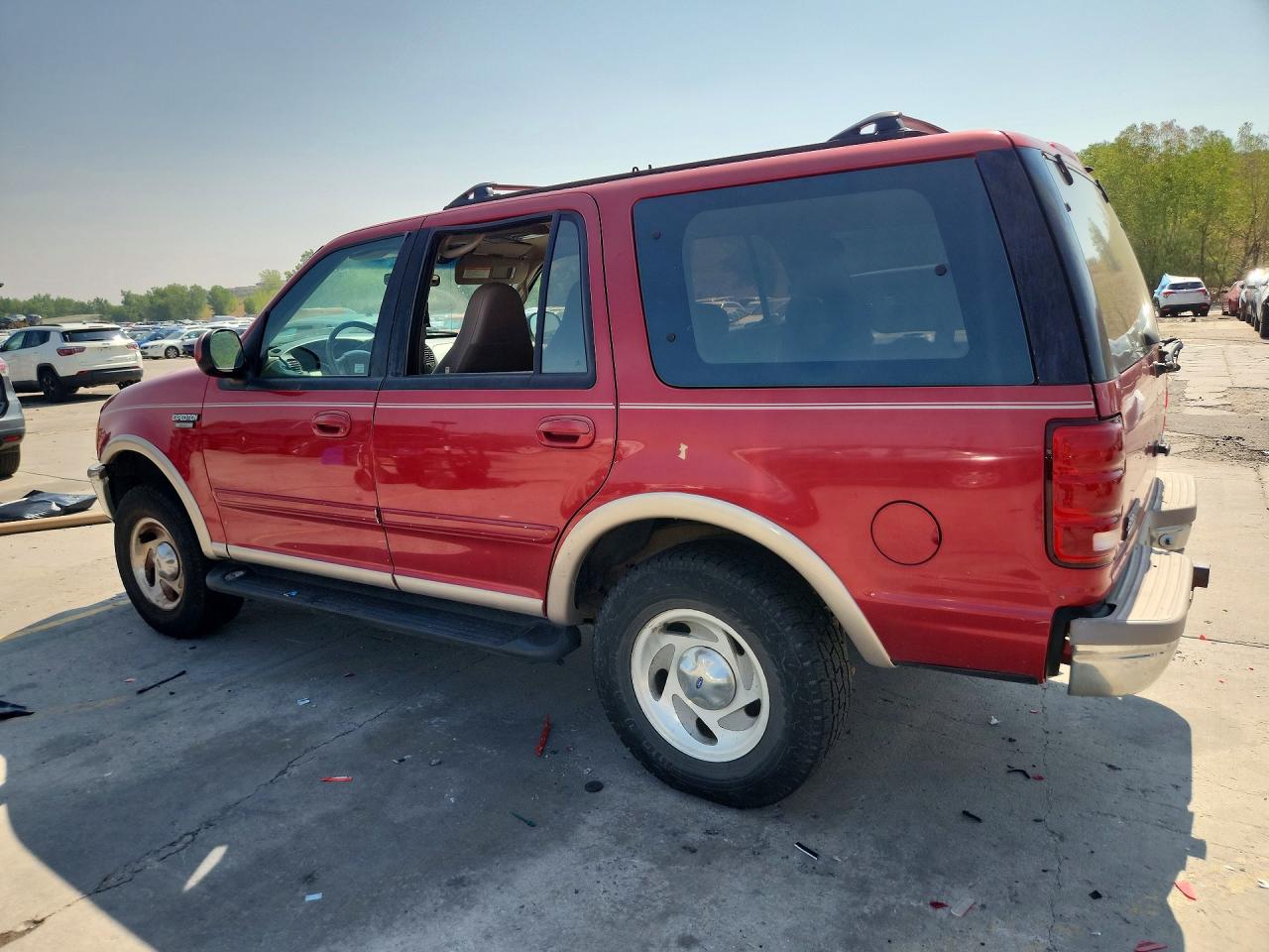 1997 Ford Expedition Red vin: 1FMFU18L2VLA69664