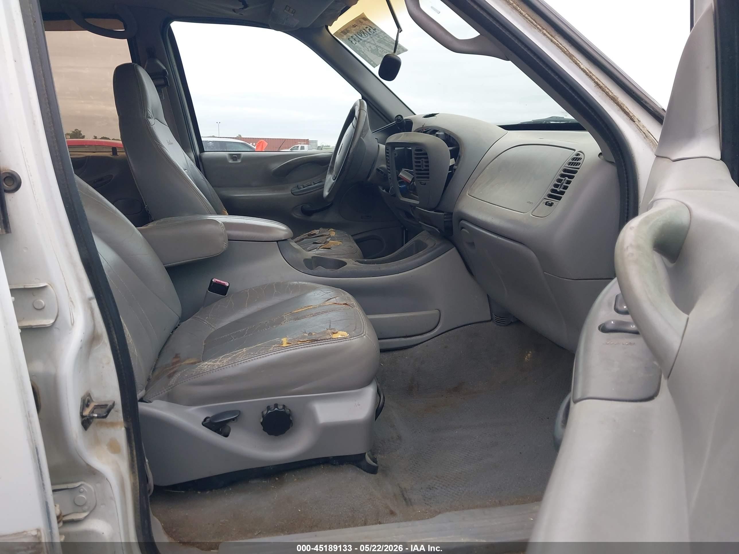1997 Ford Expedition Eddie Bauer/xlt White vin: 1FMFU18L2VLB42189