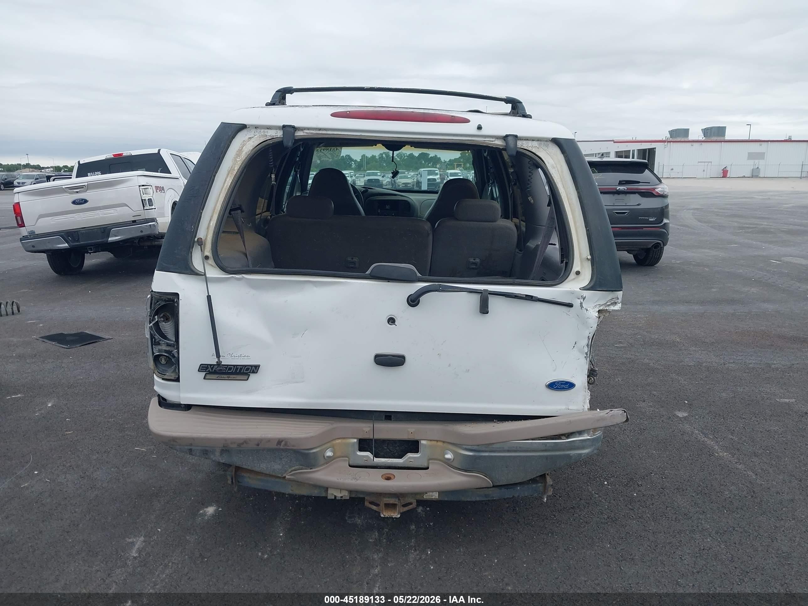 1997 Ford Expedition Eddie Bauer/xlt White vin: 1FMFU18L2VLB42189