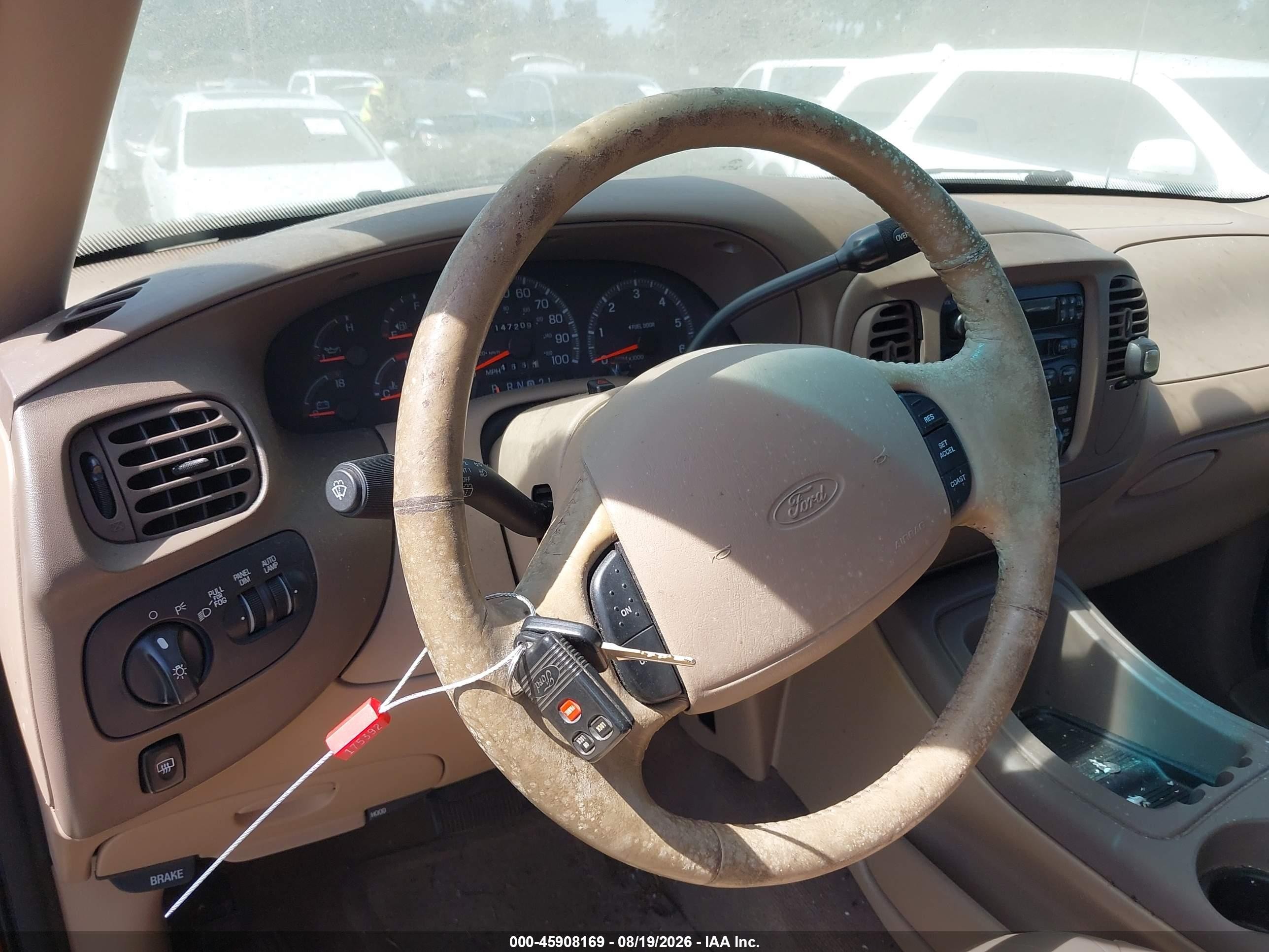1997 Ford Expedition Eddie Bauer/xlt Red vin: 1FMFU18L2VLB42807