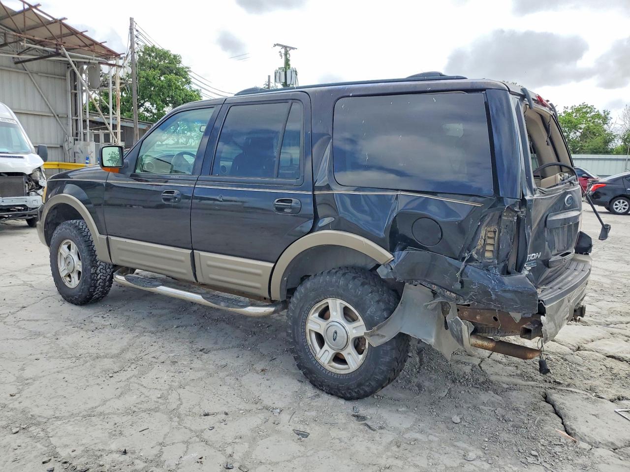 2004 Ford Expedition Eddie Bauer Black vin: 1FMFU18L34LA51253