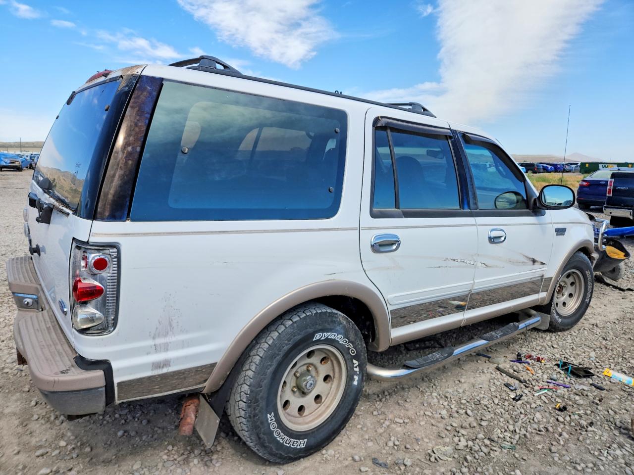 1997 Ford Expedition White vin: 1FMFU18L3VLB24297