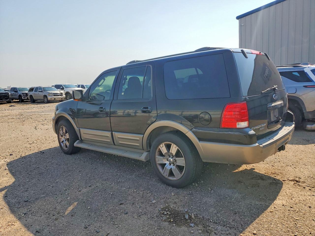 2004 Ford Expedition Eddie Bauer Black vin: 1FMFU18L44LA54839