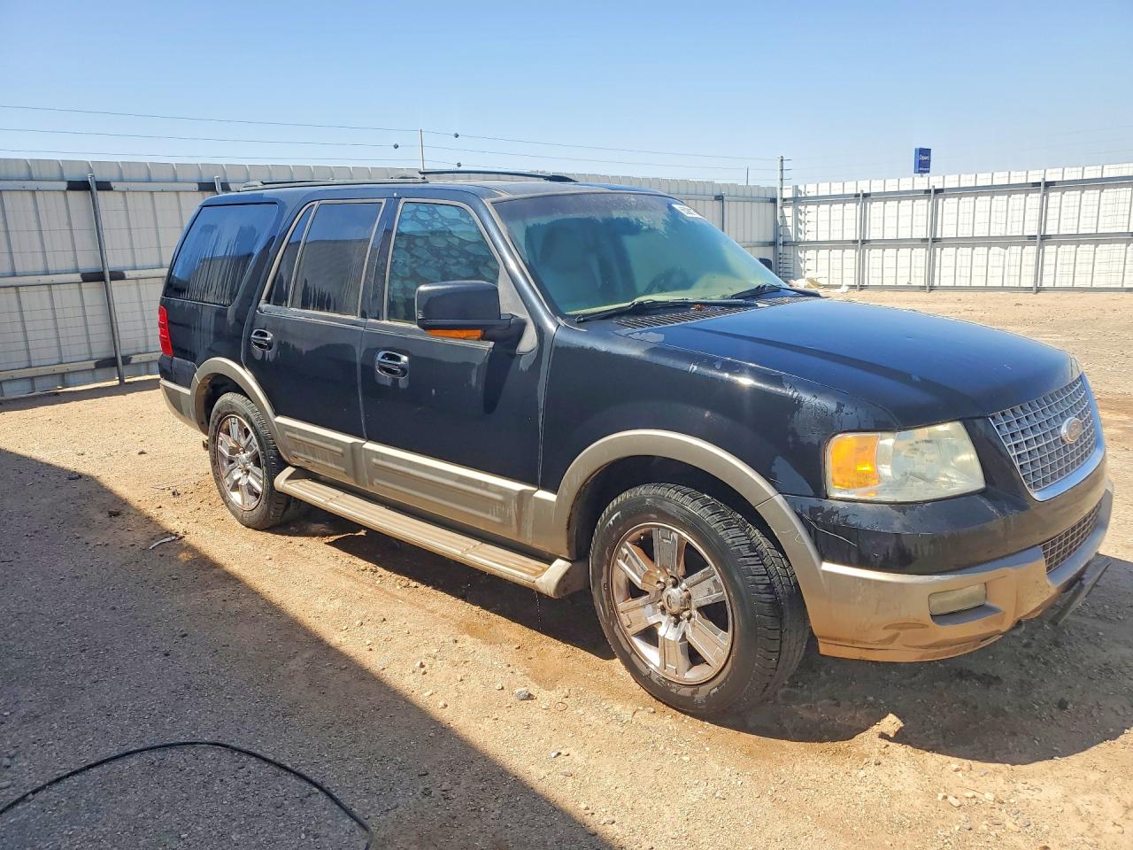 2004 Ford Expedition Eddie Bauer Black vin: 1FMFU18L44LA54839