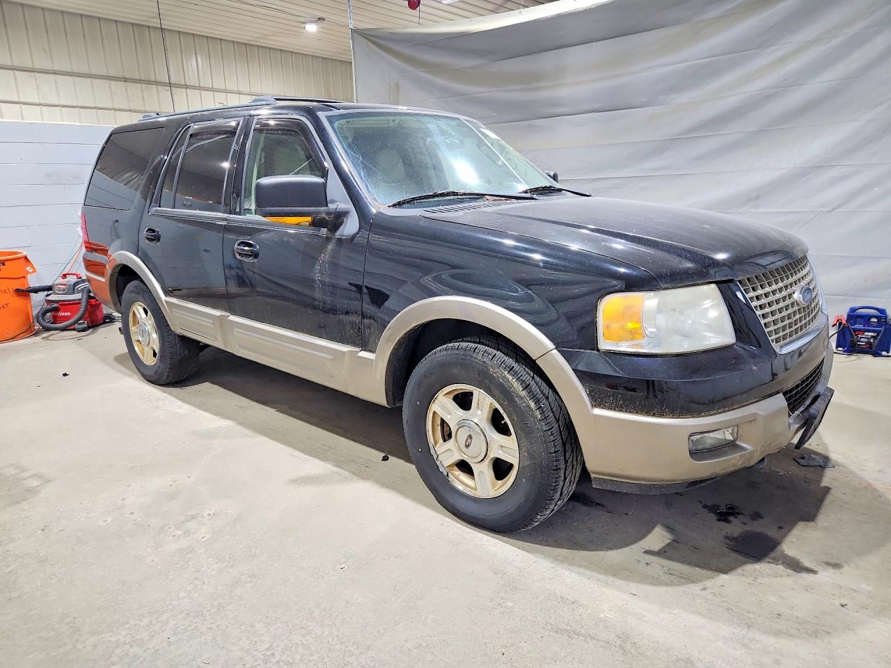 2004 Ford Expedition Eddie Bauer Black vin: 1FMFU18L54LA68135