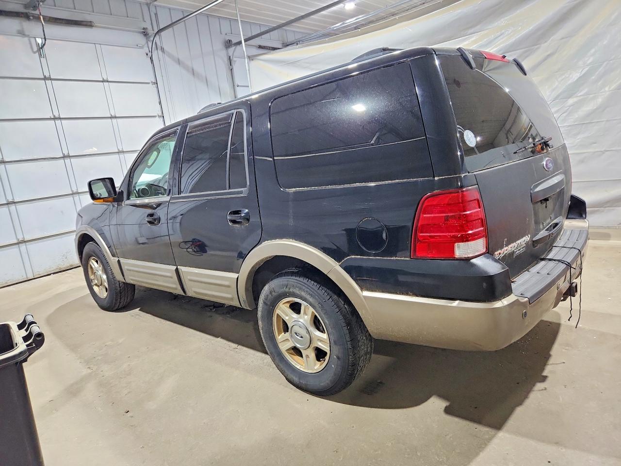 2004 Ford Expedition Eddie Bauer Black vin: 1FMFU18L54LA68135