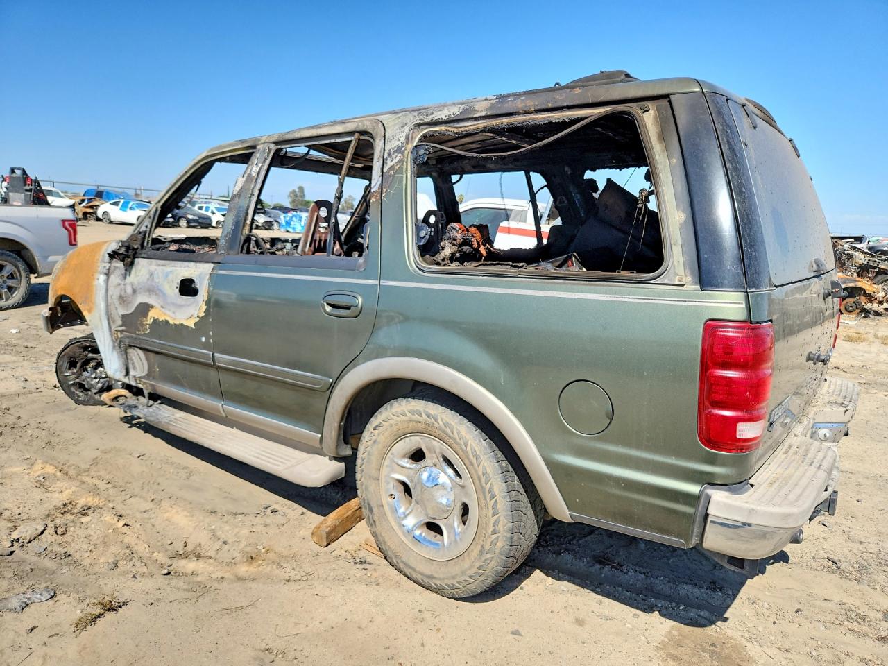 2000 Ford Expedition Eddie Bauer Burn vin: 1FMFU18L5YLC10828
