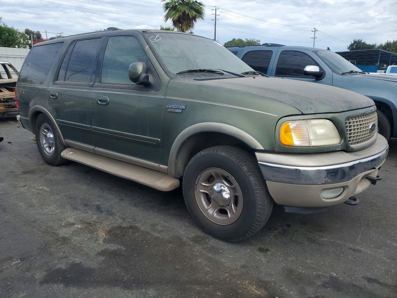 2001 Ford Expedition Eddie Bauer Green vin: 1FMFU18L61LA87823