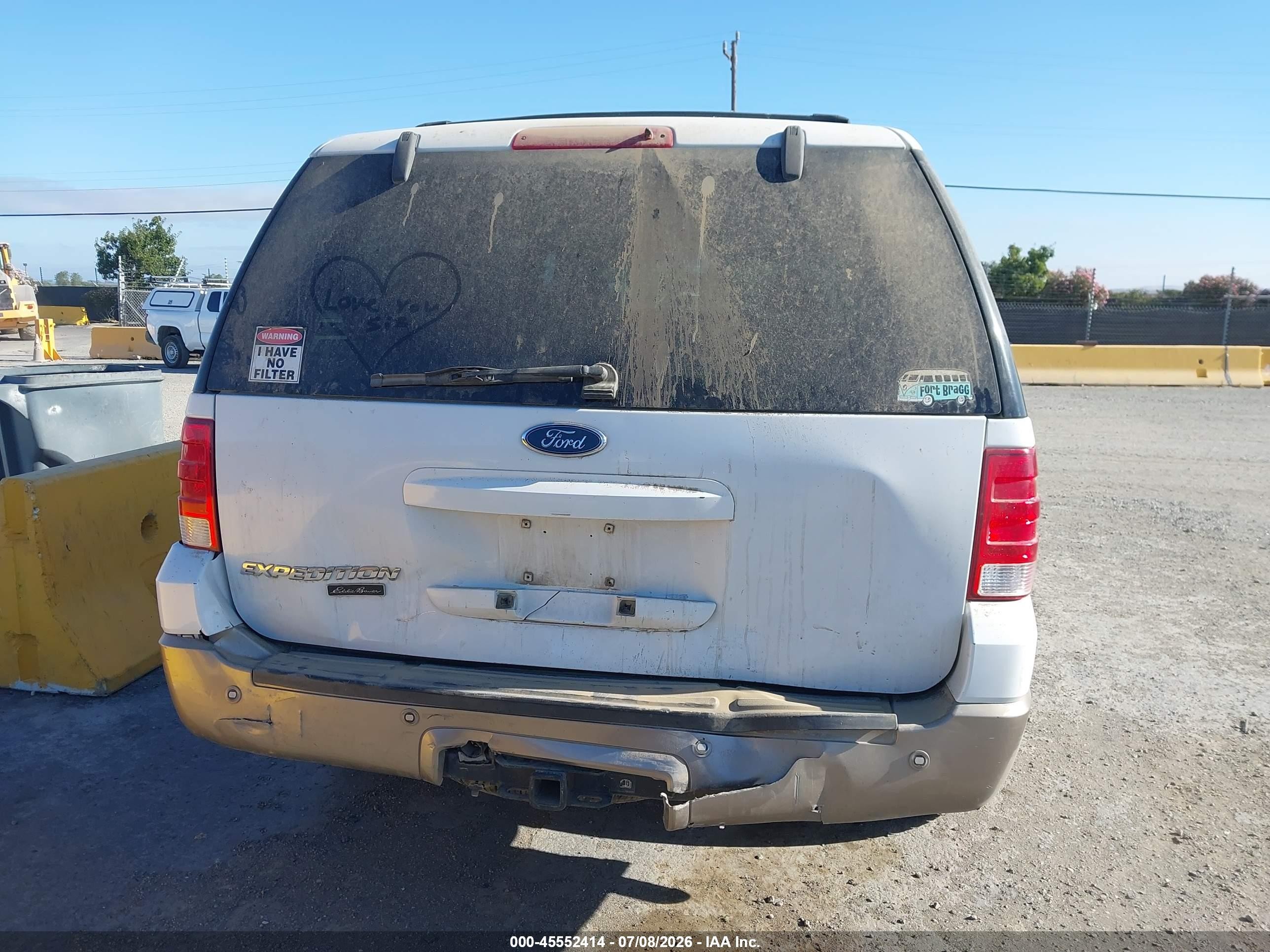 2003 Ford Expedition Eddie Bauer White vin: 1FMFU18L63LC04819