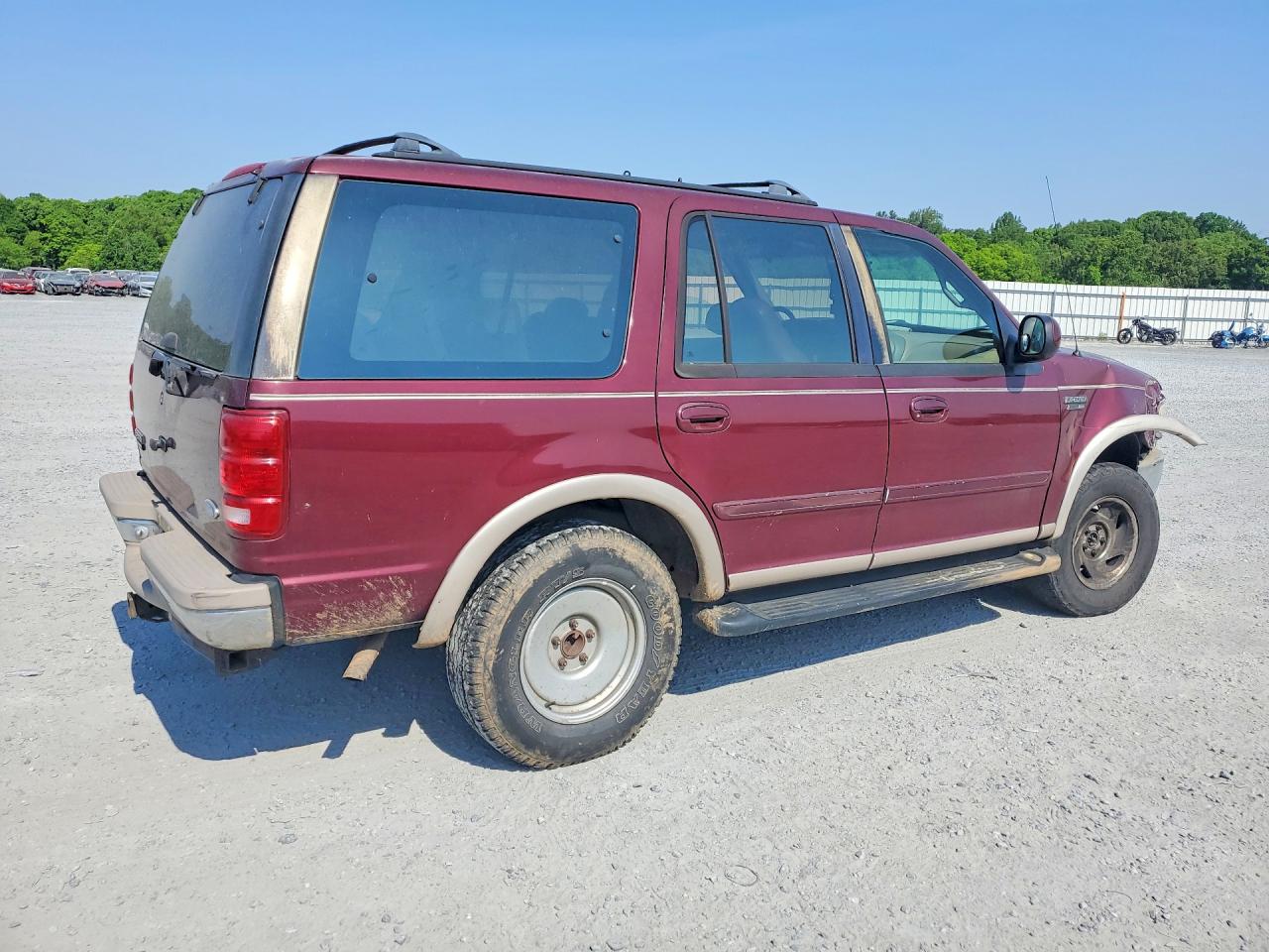 1997 Ford Expedition Red vin: 1FMFU18L6VLB18378
