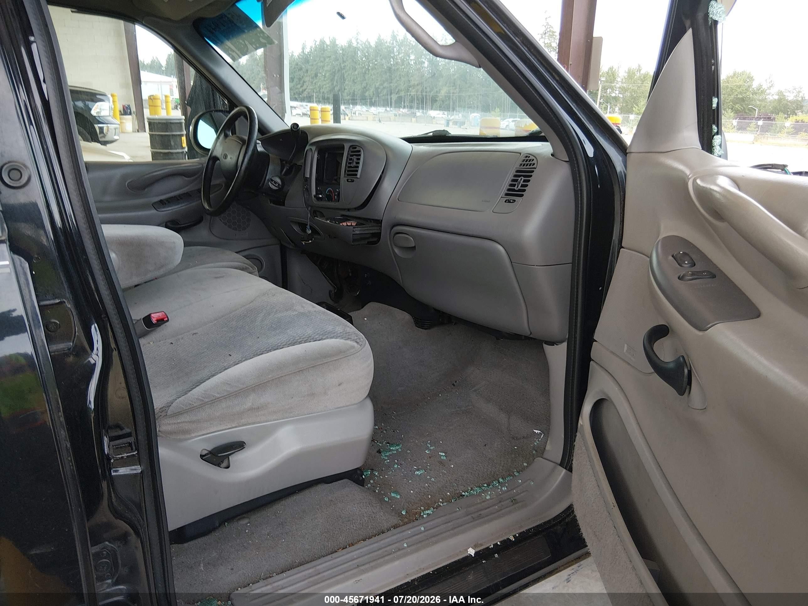 1997 Ford Expedition Eddie Bauer/xlt Black vin: 1FMFU18L6VLB81884