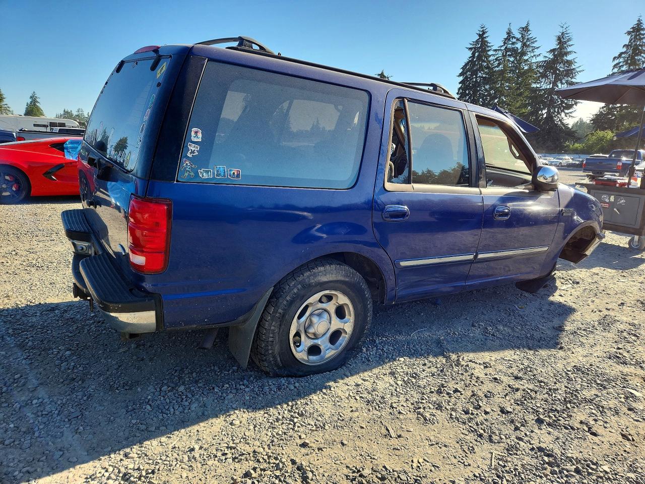 1997 Ford Expedition Blue vin: 1FMFU18L7VLA62449