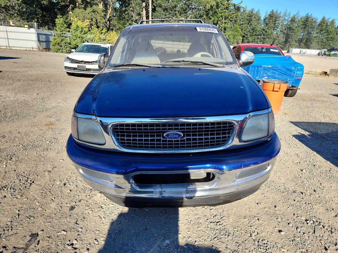 1997 Ford Expedition Blue vin: 1FMFU18L7VLA62449