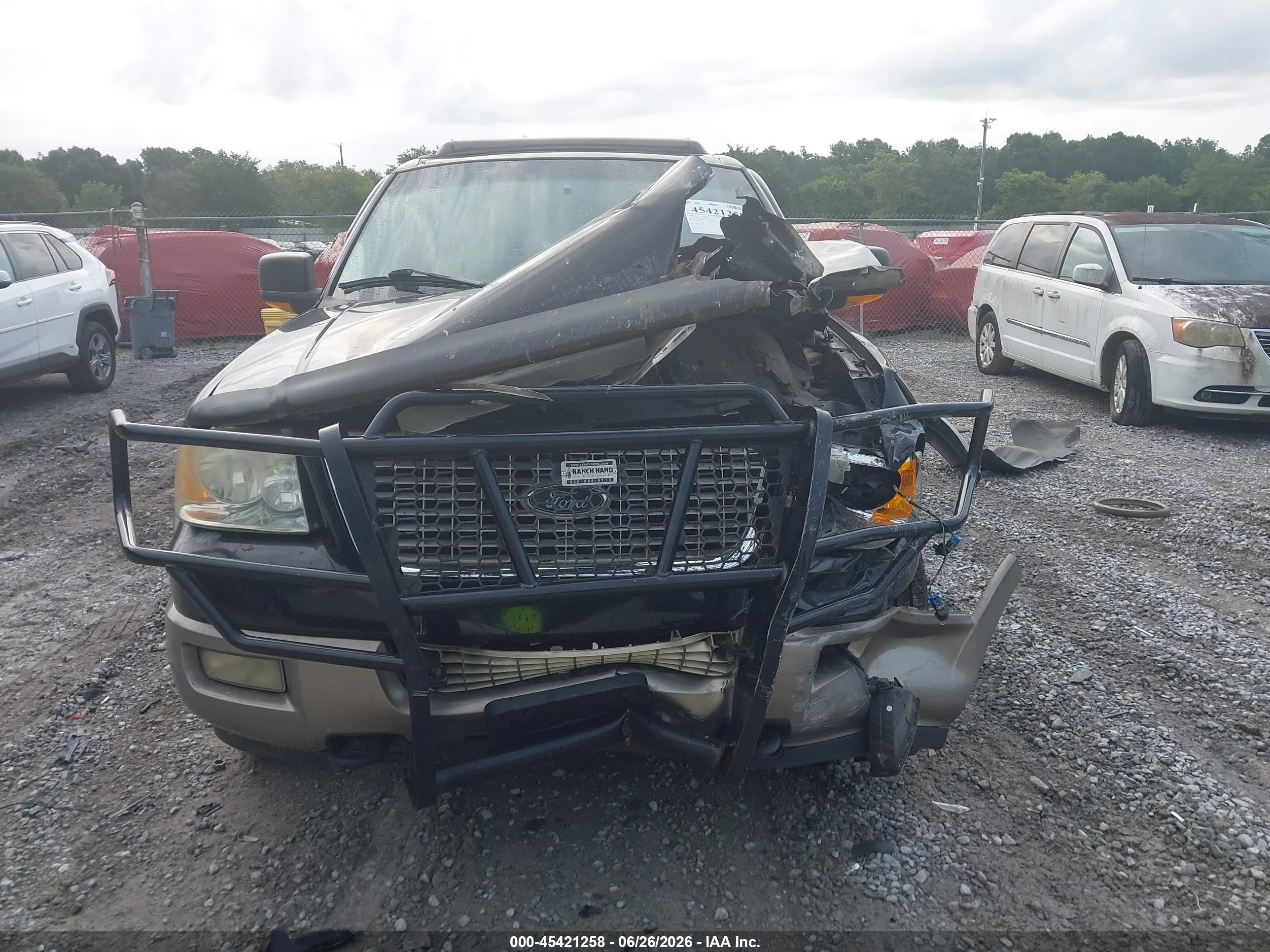 2003 Ford Expedition Eddie Bauer Black vin: 1FMFU18L83LB69152