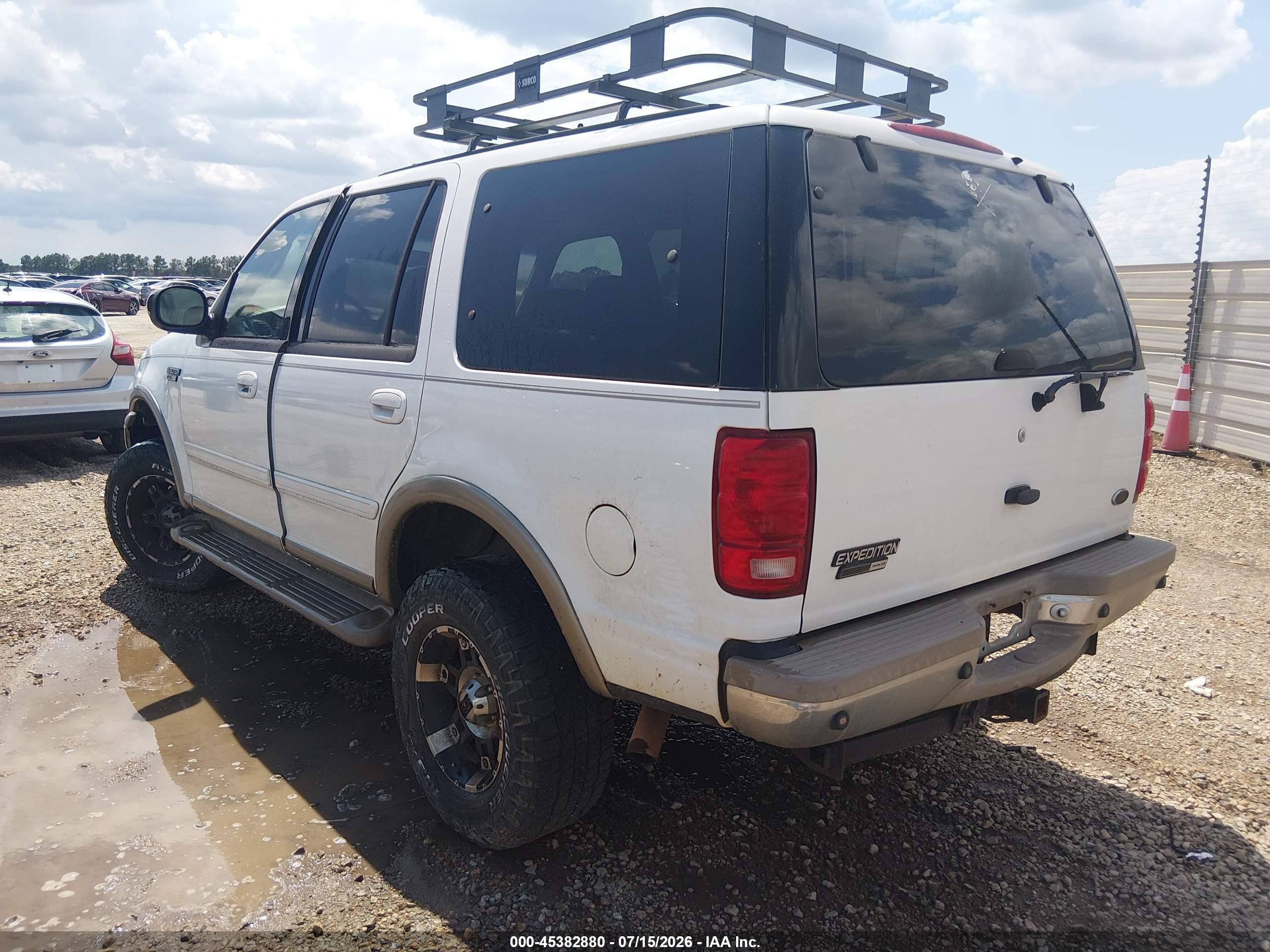 2001 Ford Expedition Eddie Bauer White vin: 1FMFU18L91LA29379